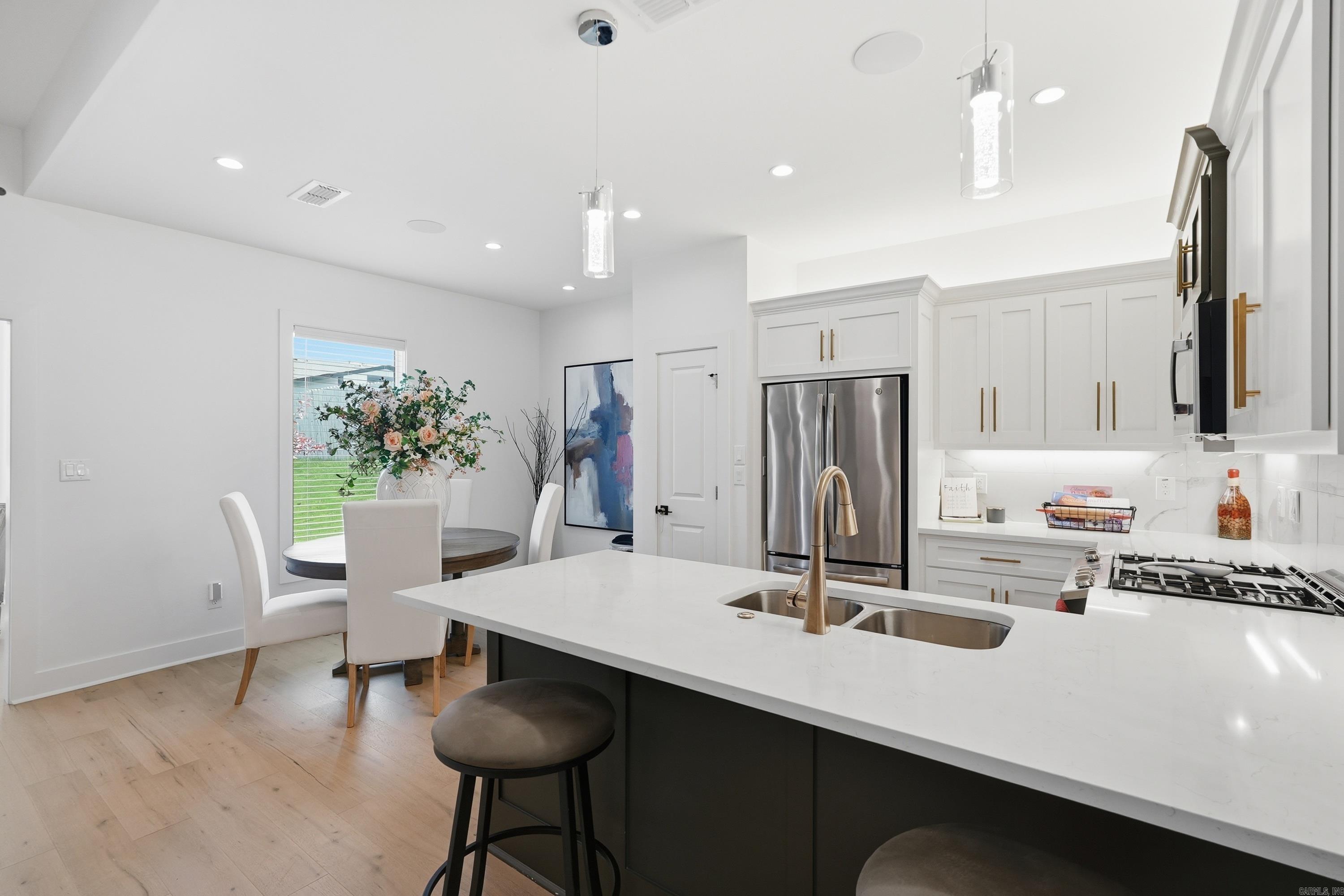 WALNUT VALLEY - Residential