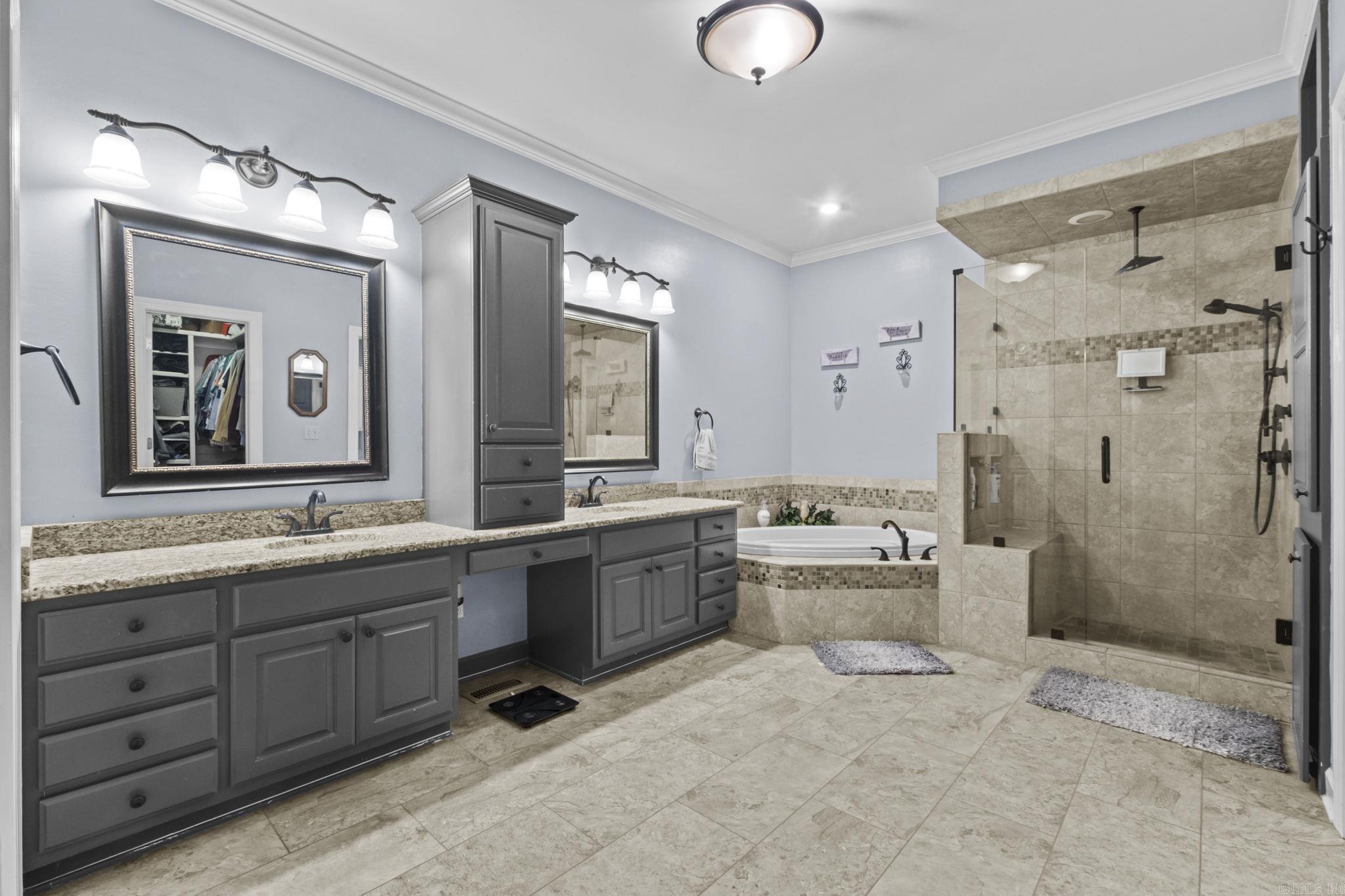 CLUB WEST ESTATES - Residential