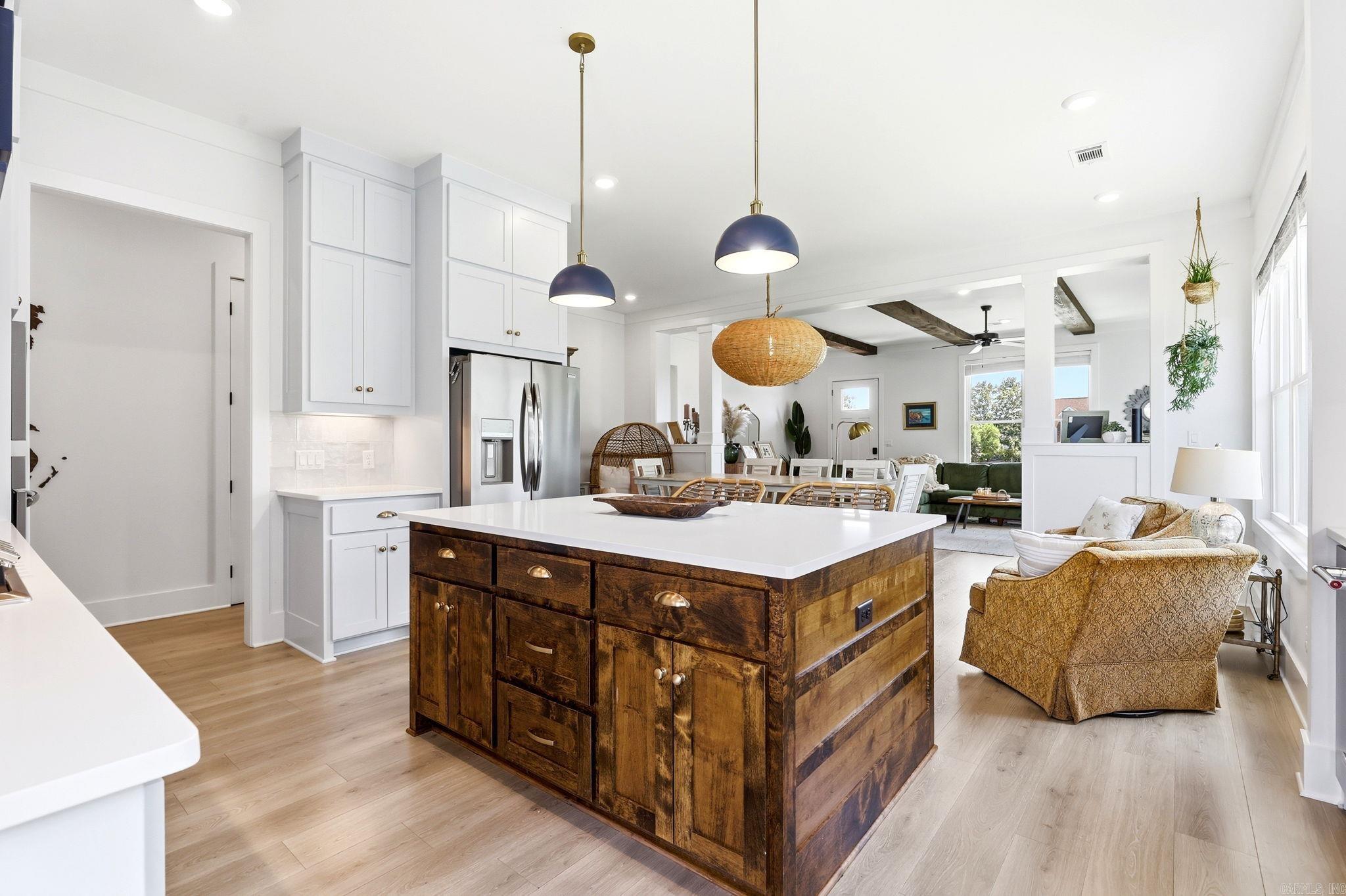 MIDTOWN BRYANT - Residential