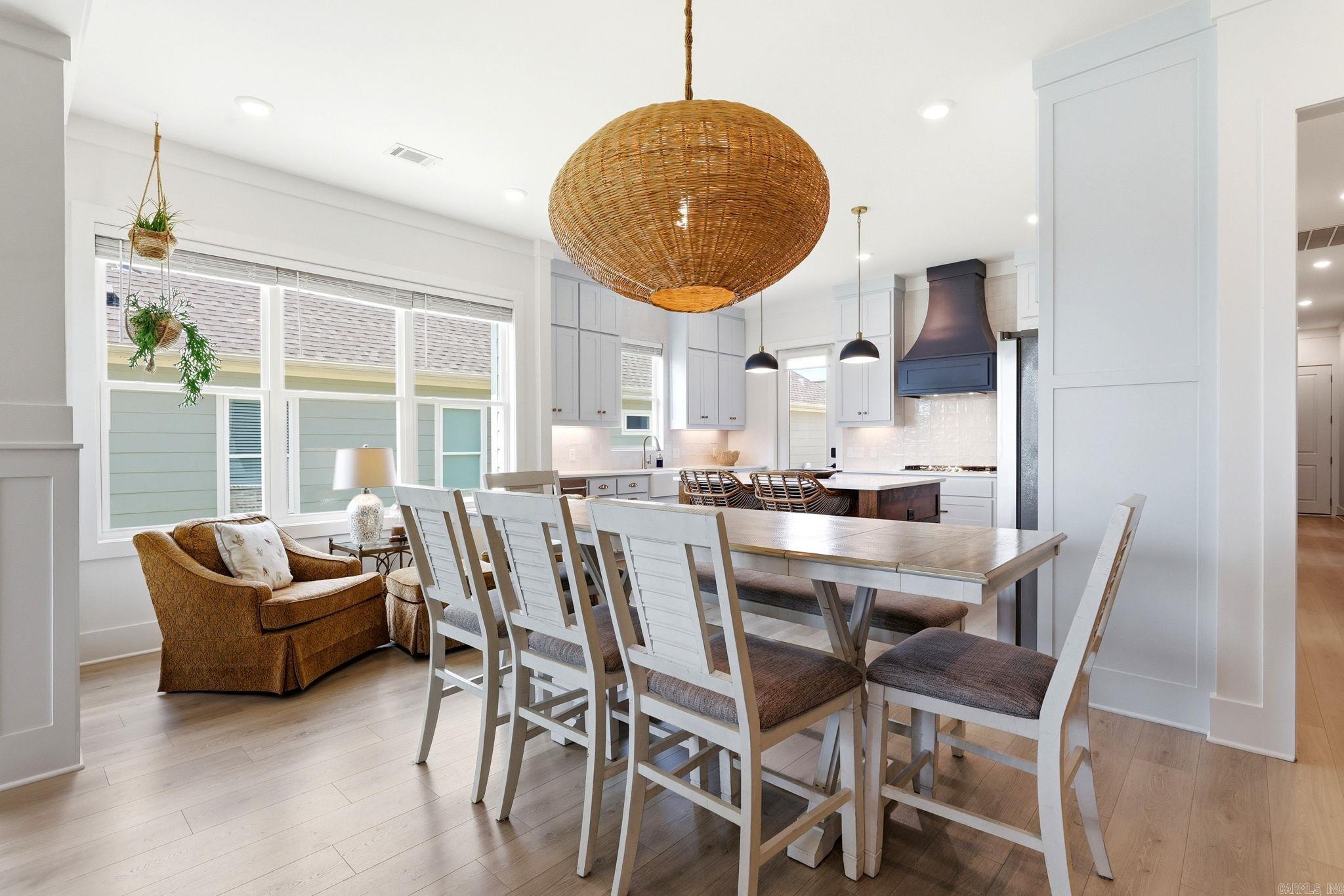 MIDTOWN BRYANT - Residential
