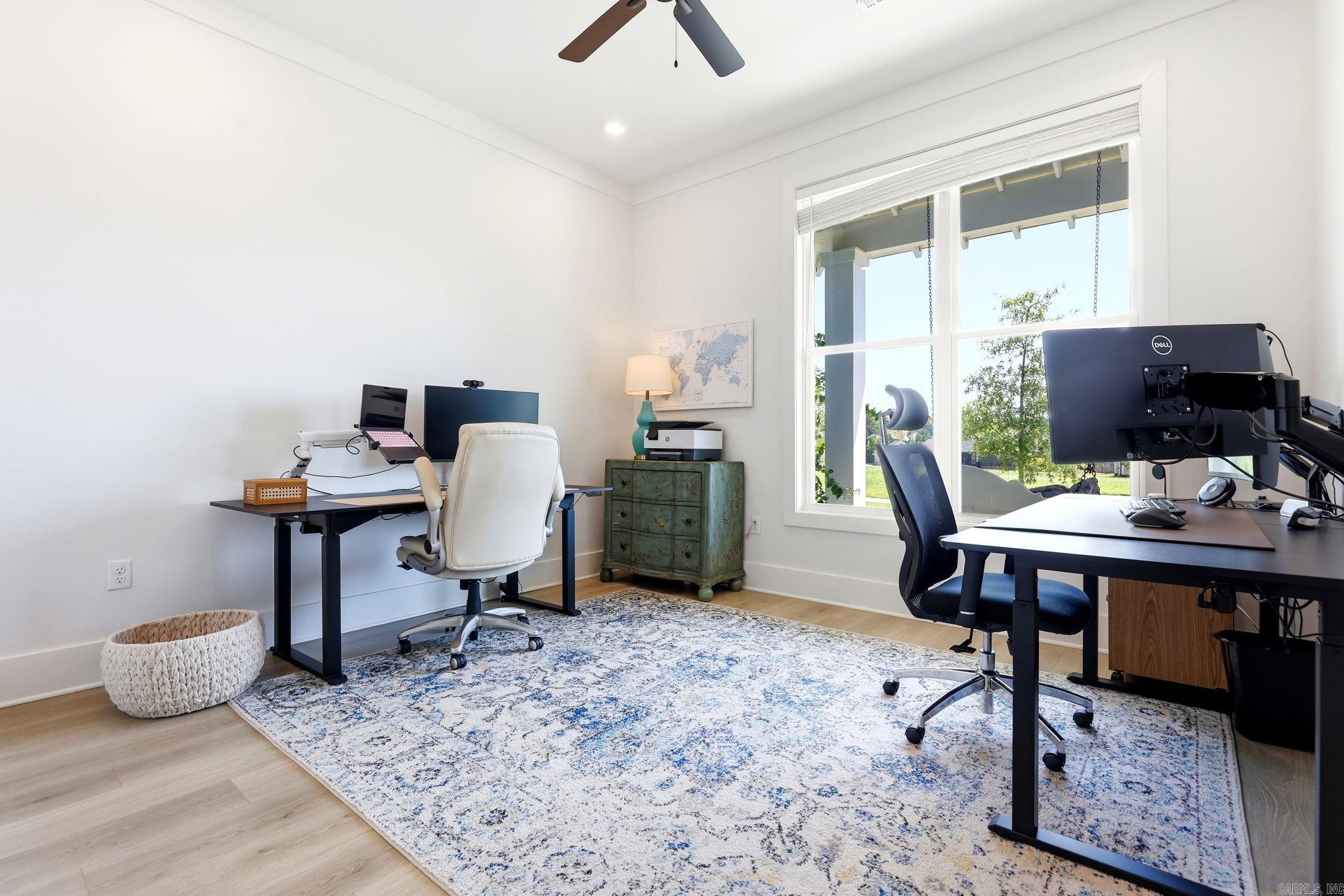 MIDTOWN BRYANT - Residential