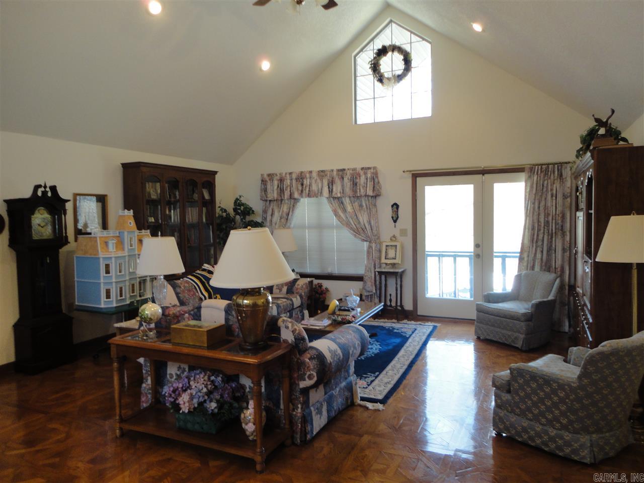 ALLENWOOD - Residential