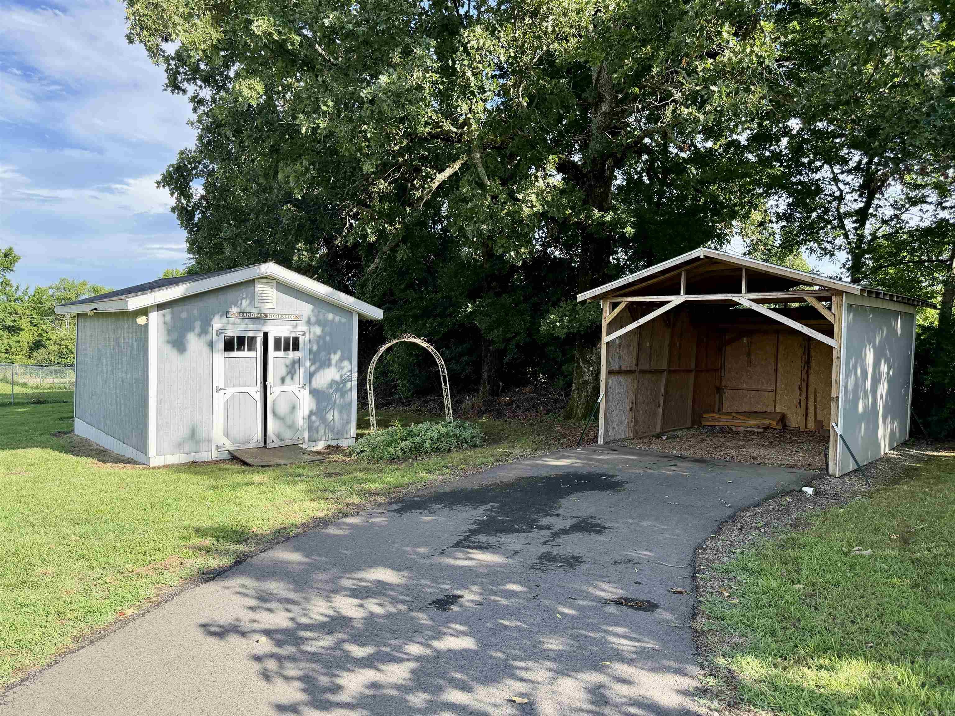 Sleepy Hollow - Residential