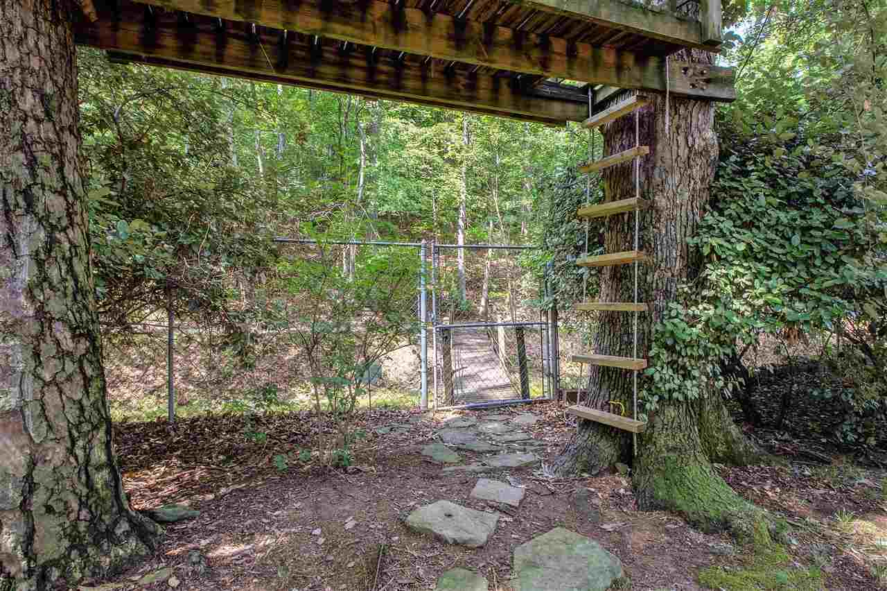 ECHO VALLEY - Residential