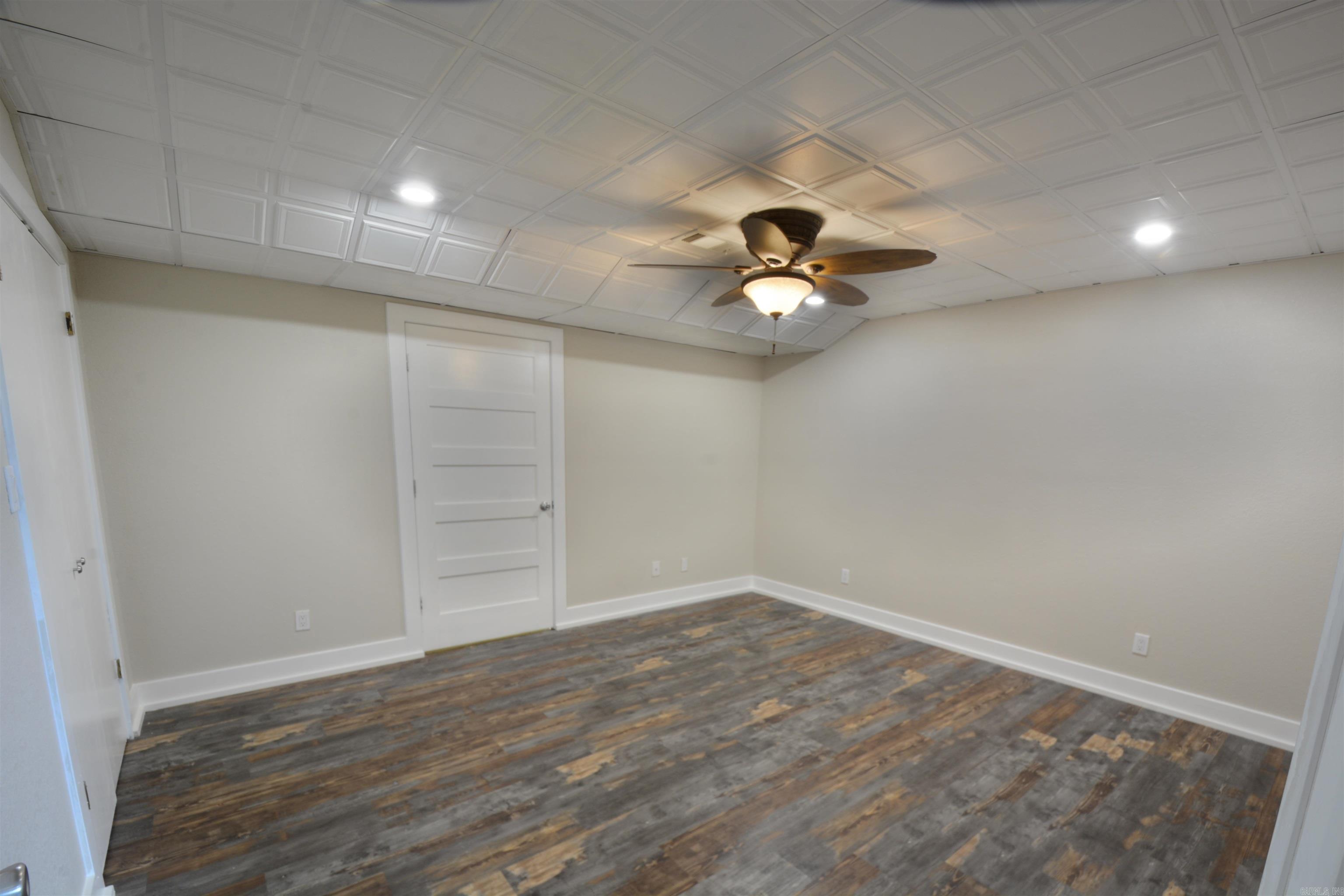 MAZARN CREEK ESTATES - Residential