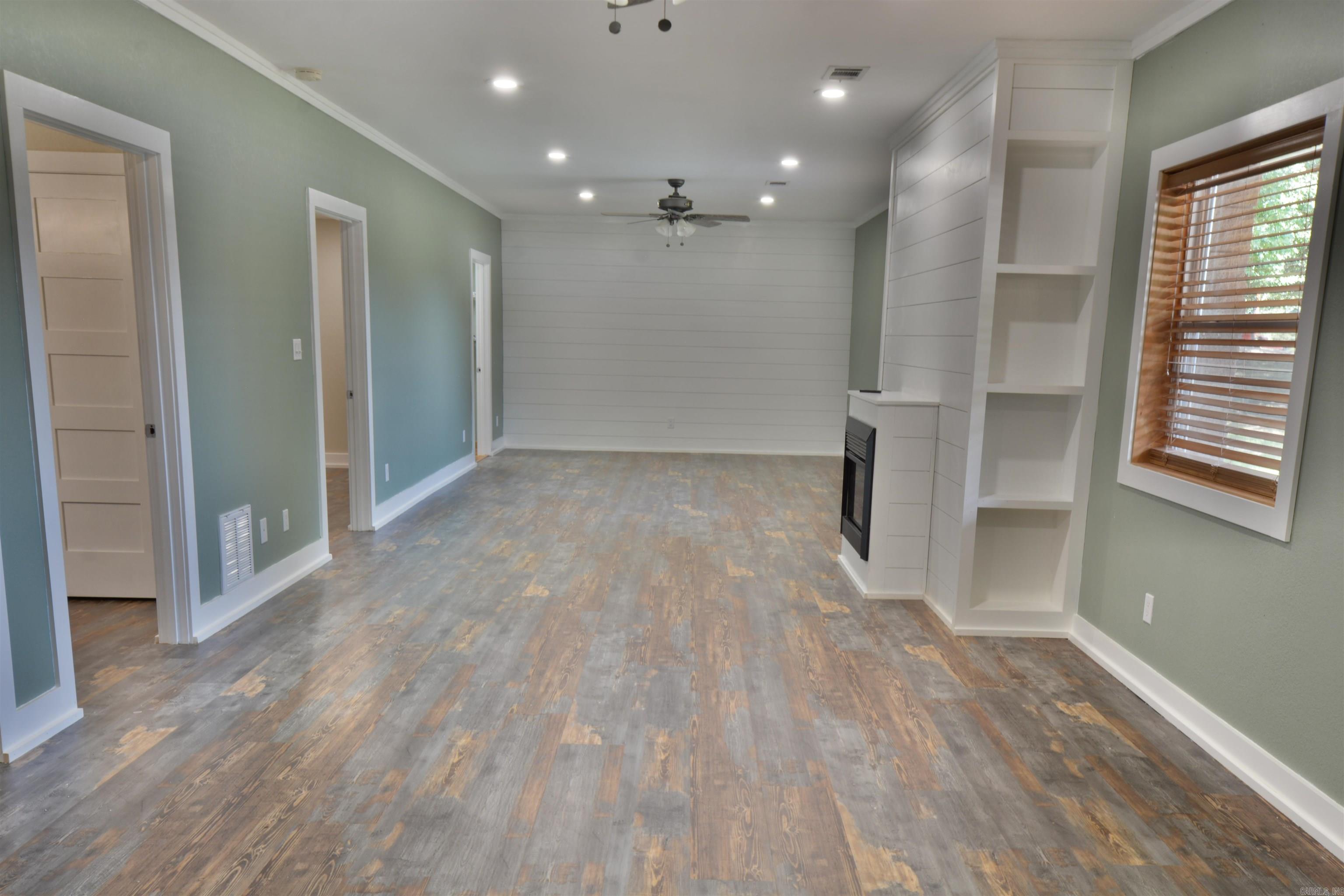 MAZARN CREEK ESTATES - Residential