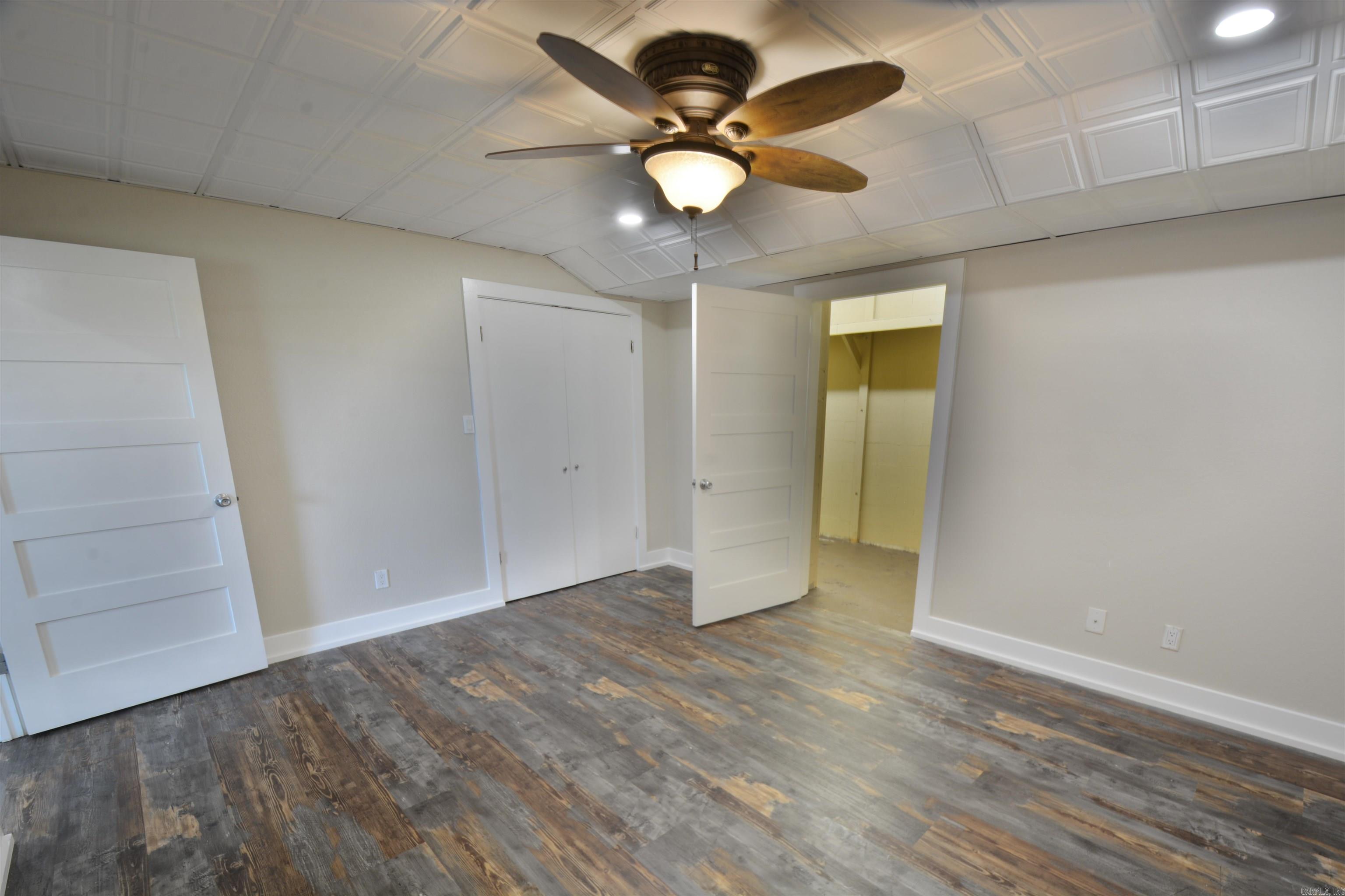 MAZARN CREEK ESTATES - Residential