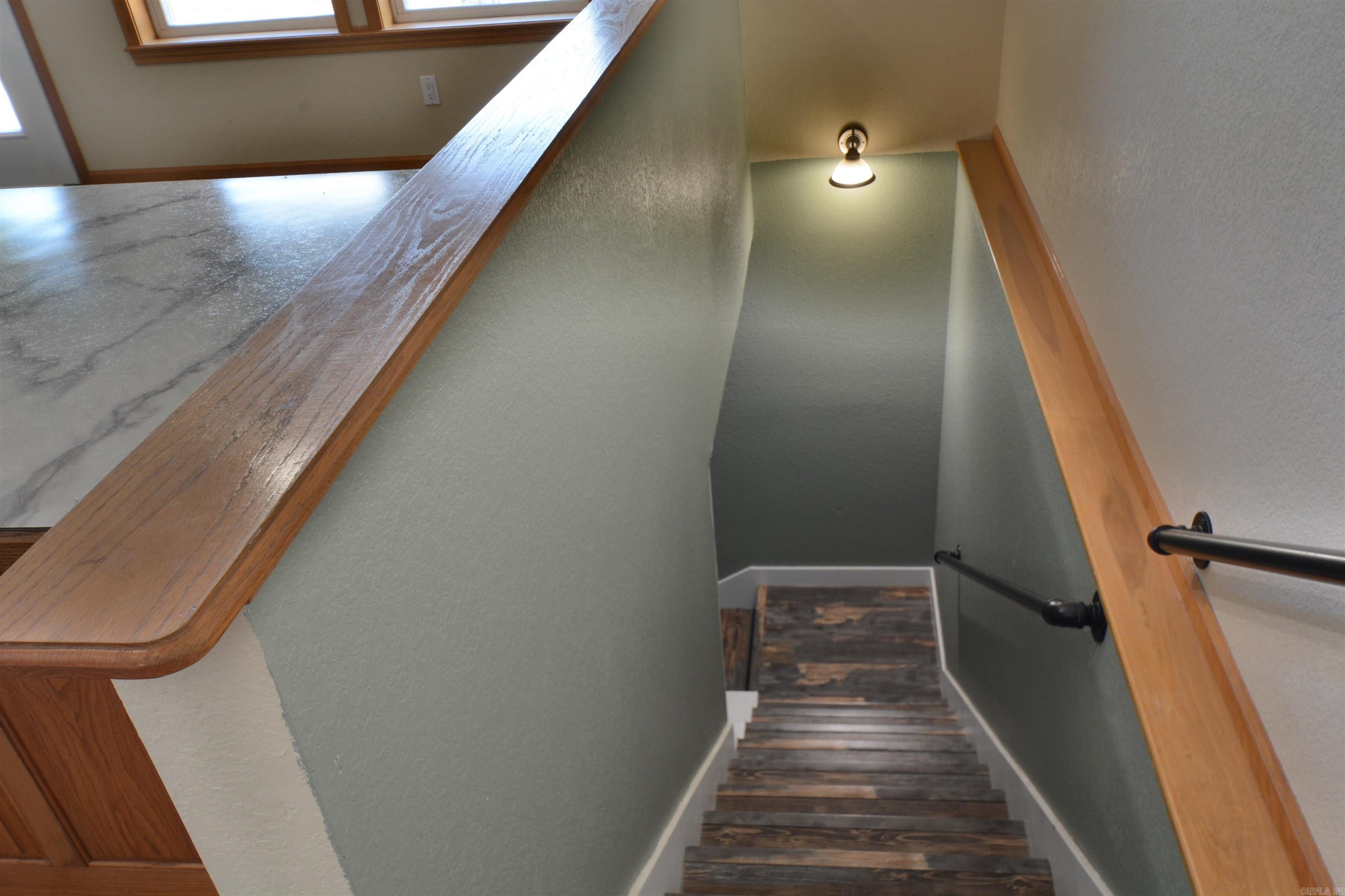 MAZARN CREEK ESTATES - Residential