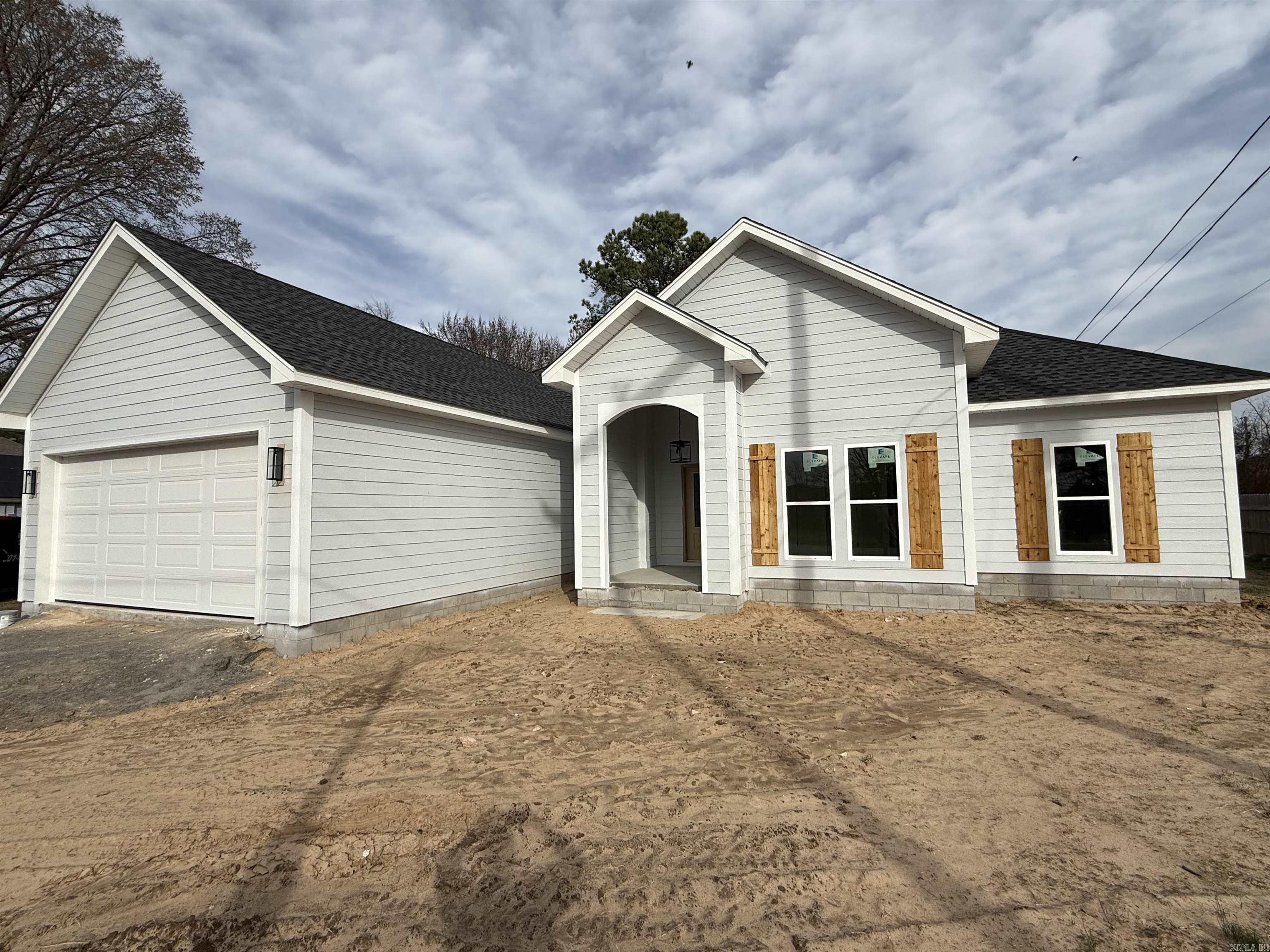 New construction in Morrilton close to the interstate! 4 bed 2 bath, pantry, large back porch, 2 closets in primary bath. Taxes TBD. Estimated completion is beginning of April. New pictures to be uploaded soon.
