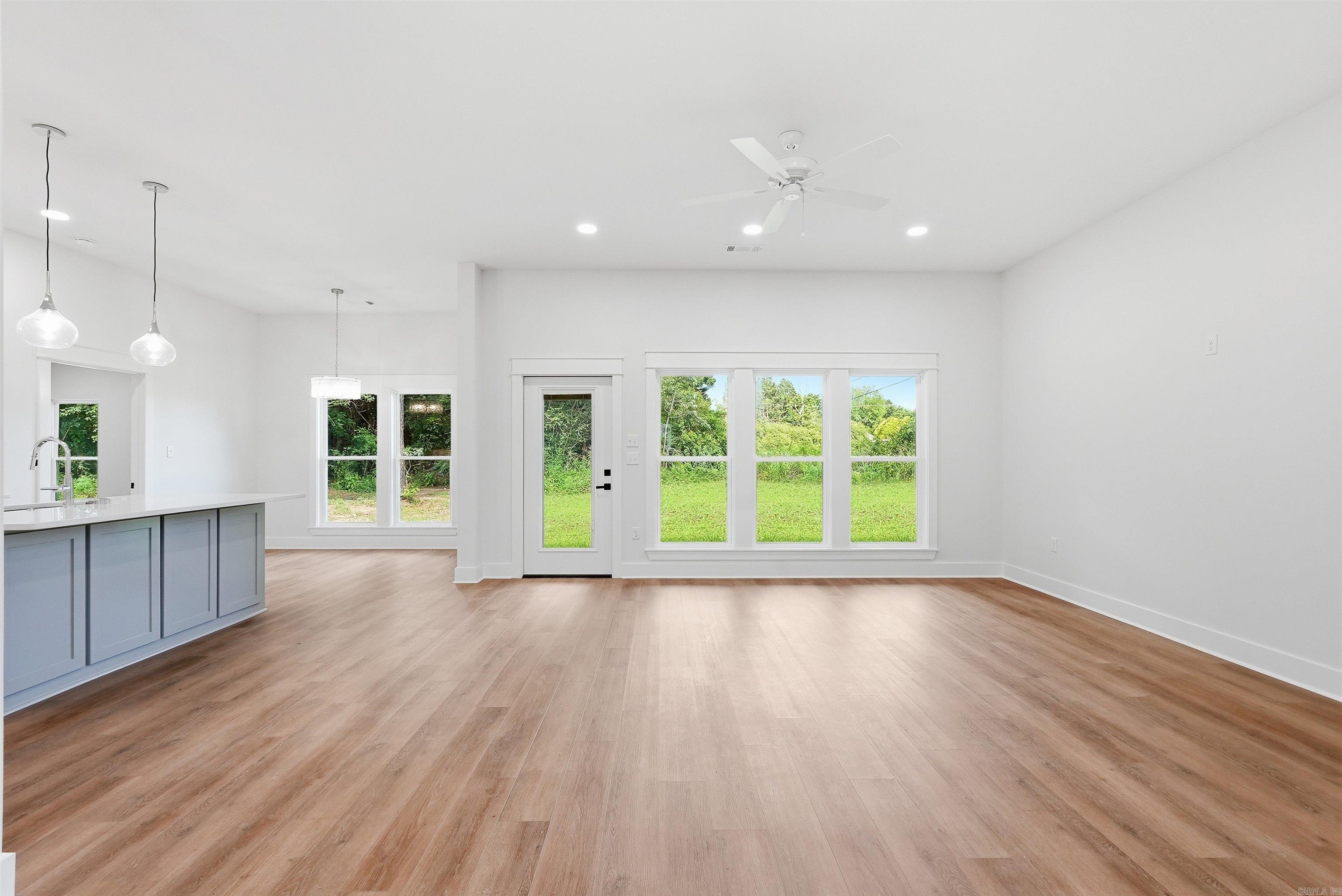 Morgan Loh - Residential