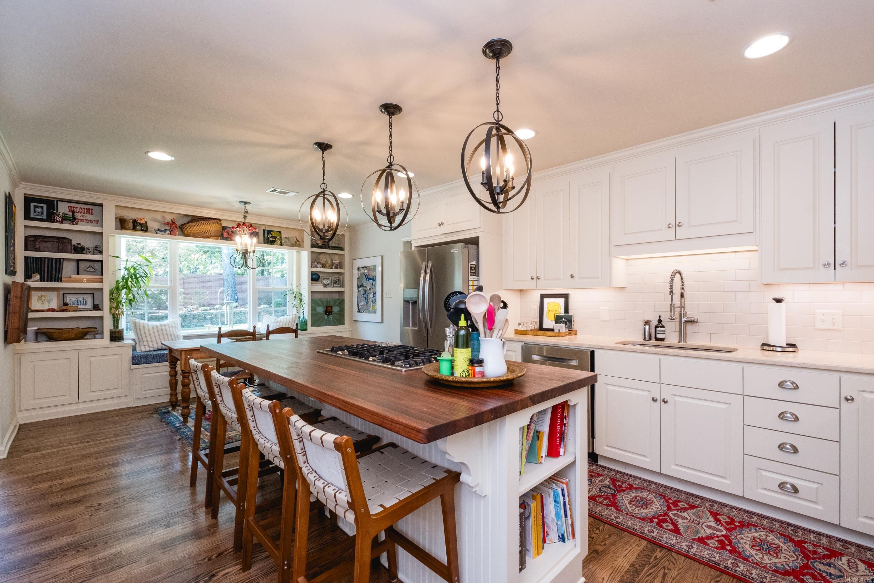 RANCH VALLEY - Residential