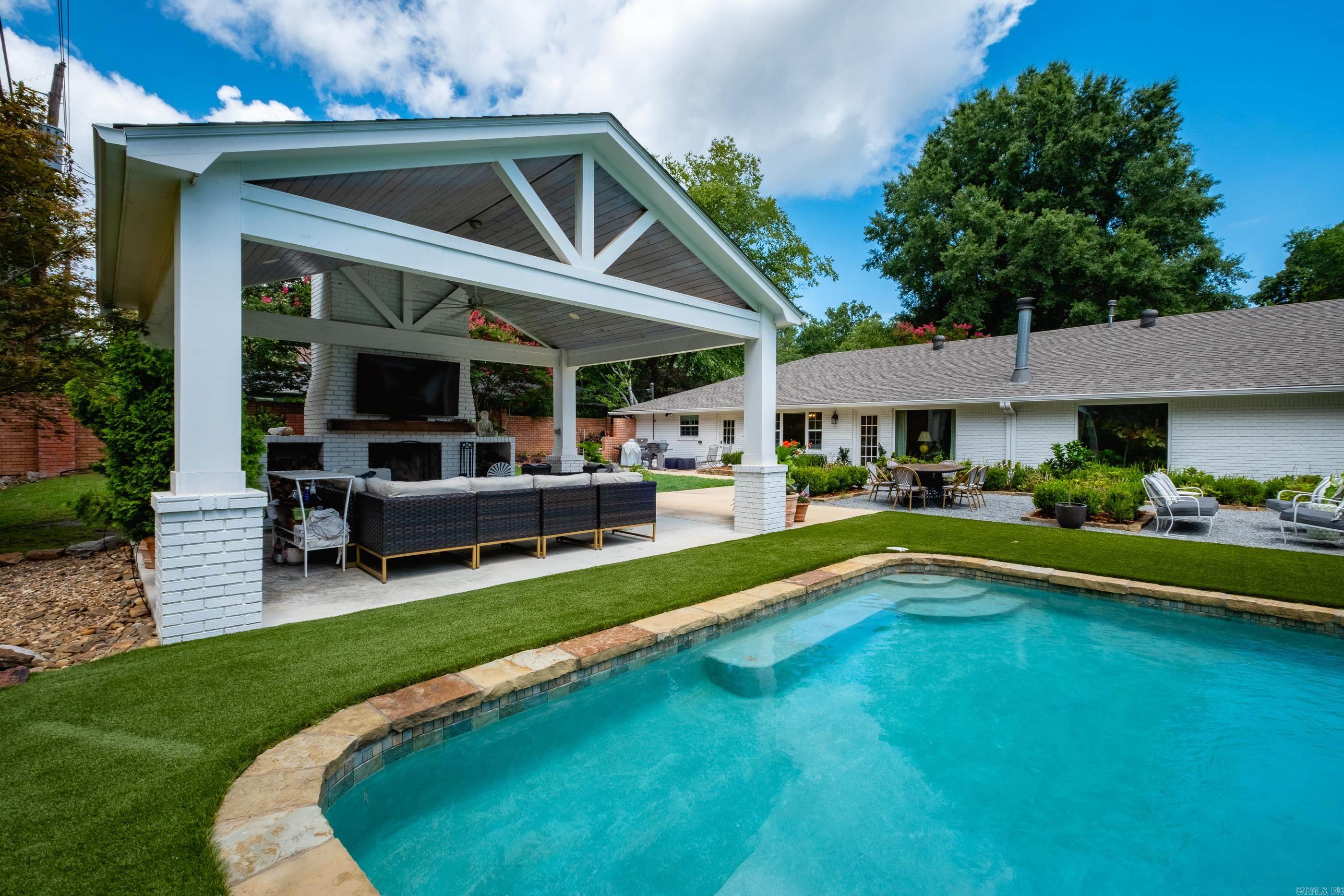 RANCH VALLEY - Residential