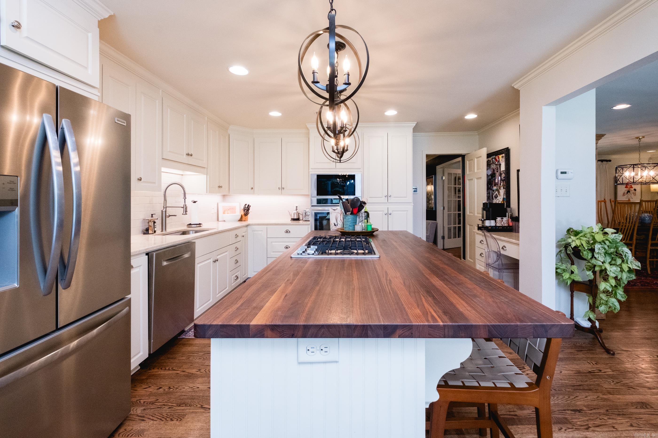 RANCH VALLEY - Residential