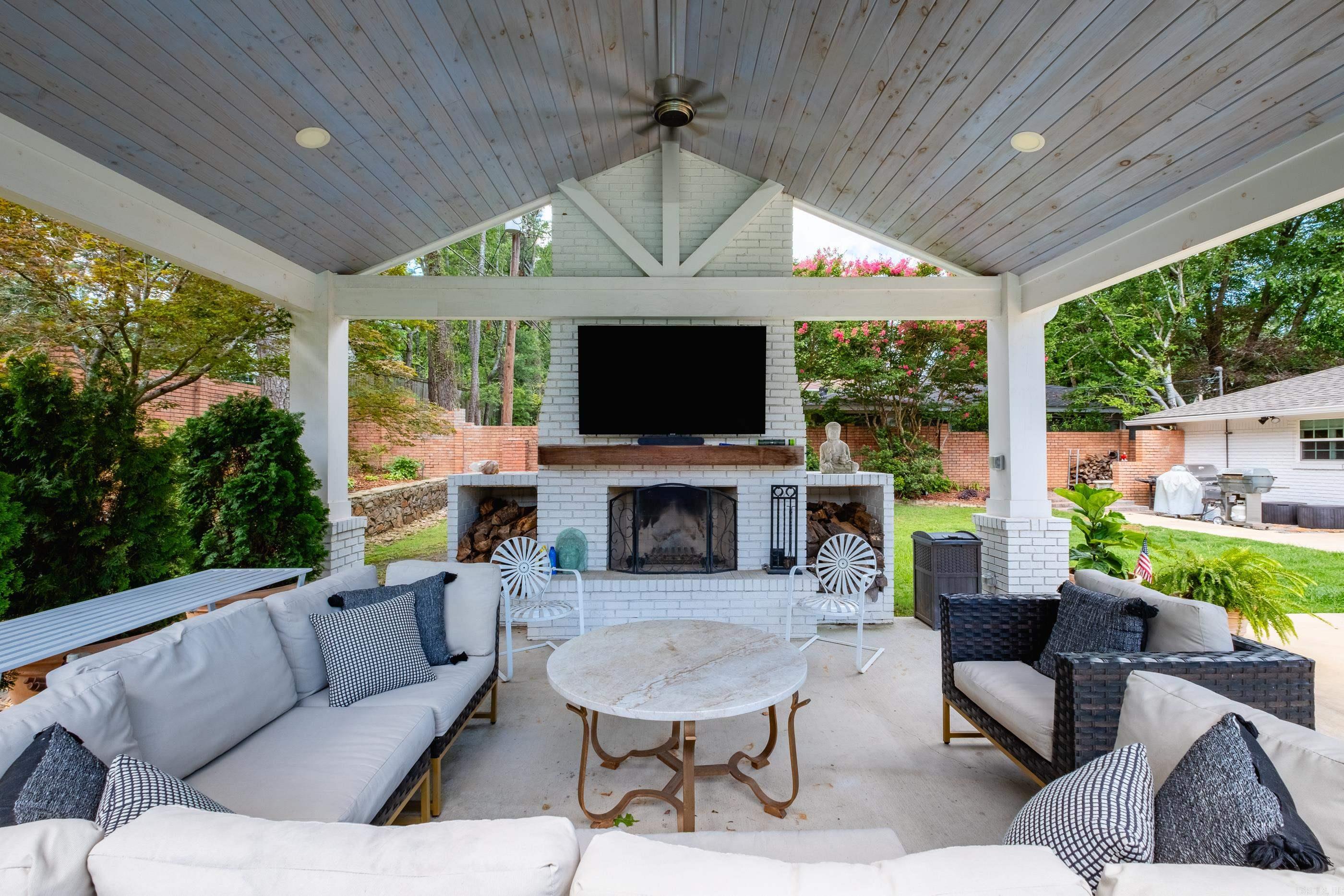 RANCH VALLEY - Residential