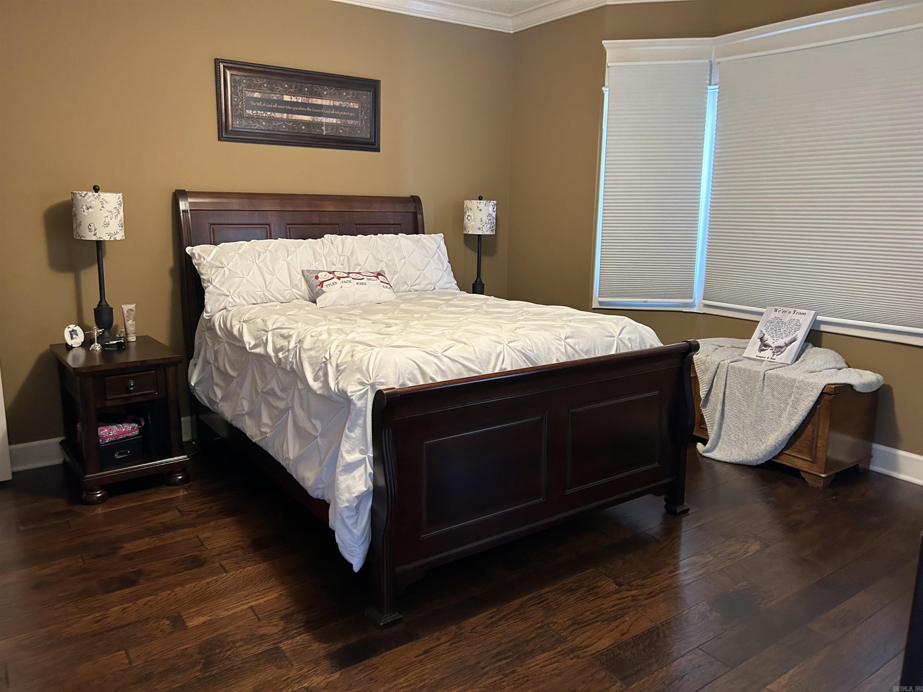 BAY SHORES - Residential