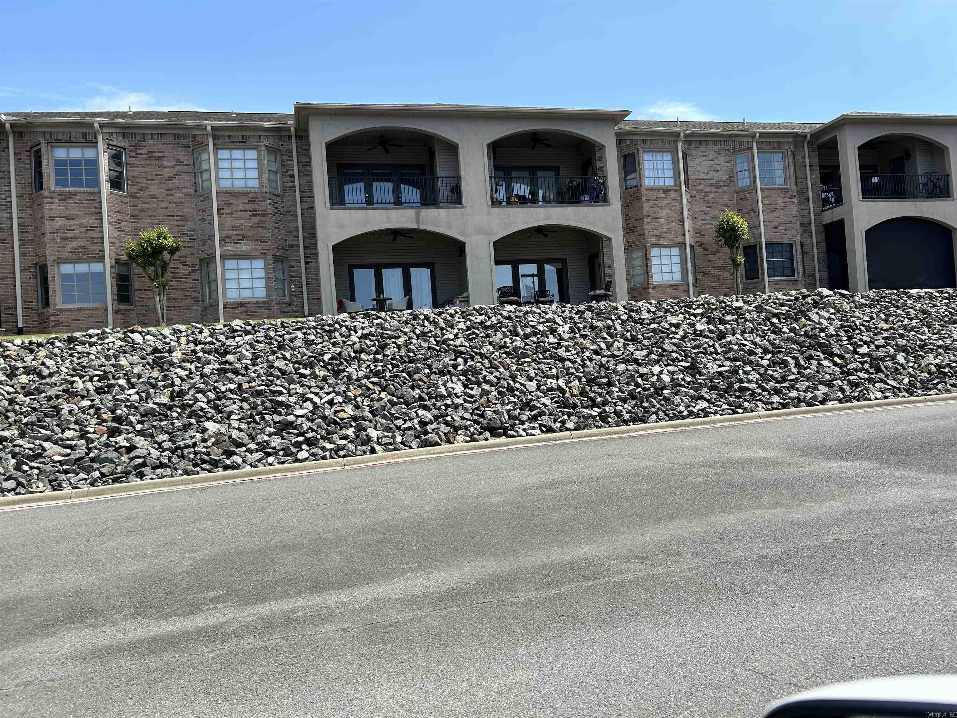 BAY SHORES - Residential