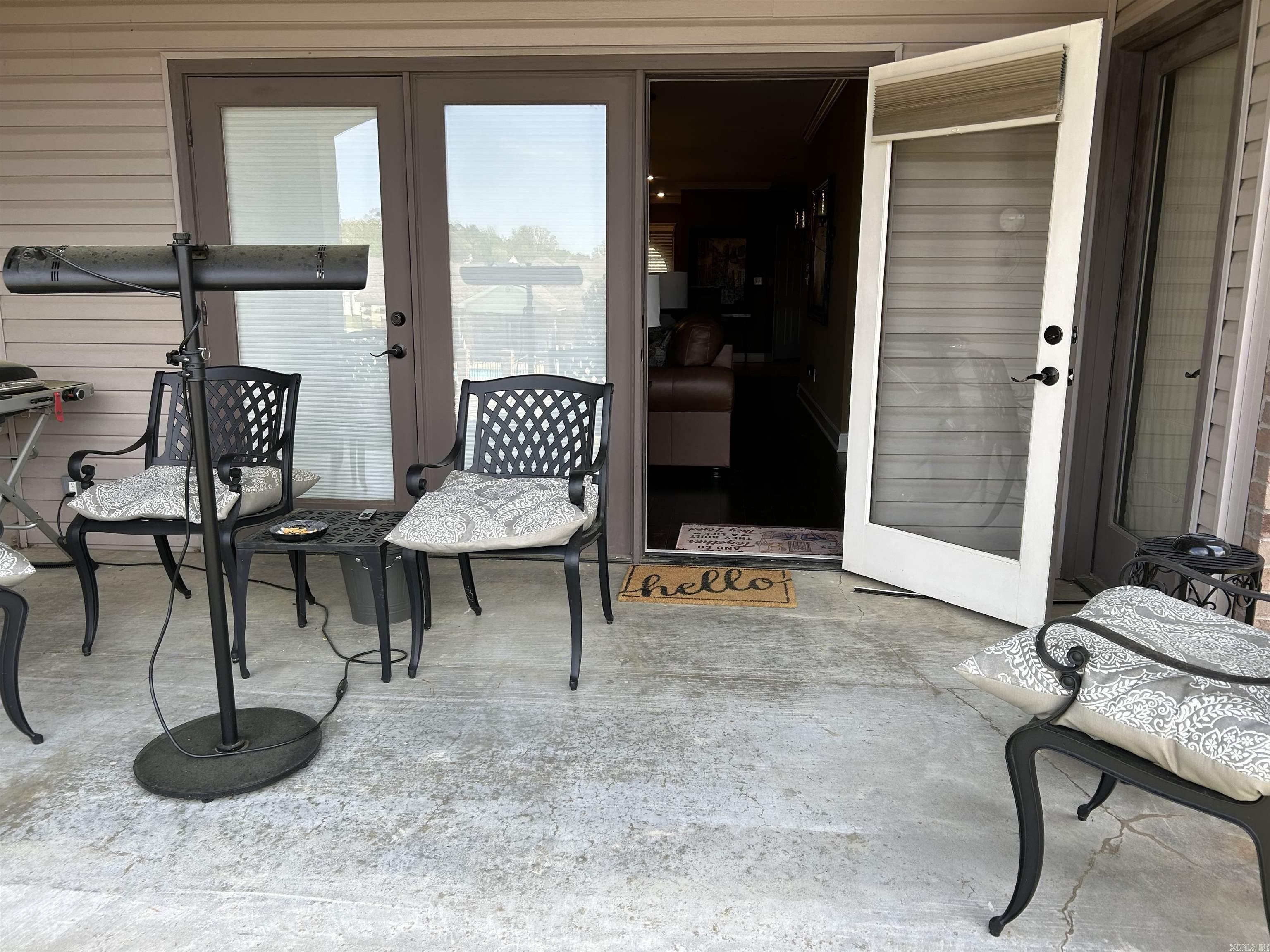 BAY SHORES - Residential