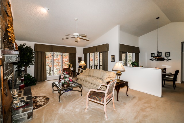 Villa Alegre Courts - Residential
