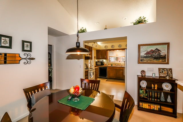 Villa Alegre Courts - Residential