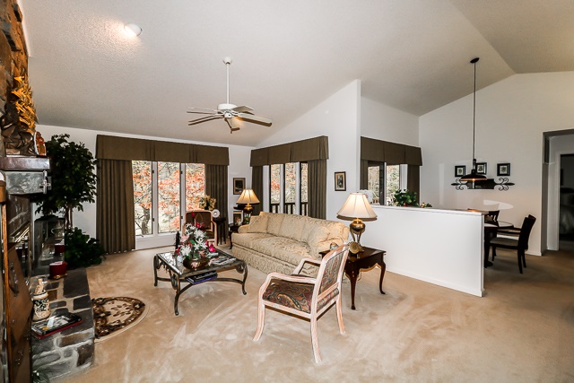 Villa Alegre Courts - Residential