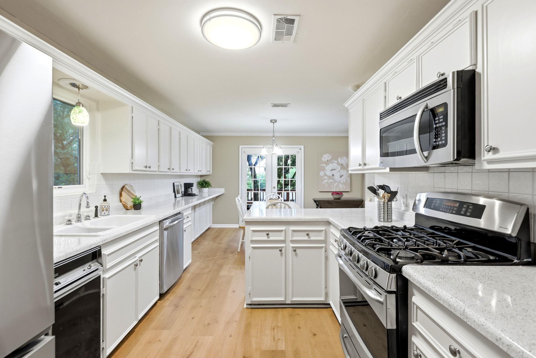 PLEASANT VALLEY - Residential