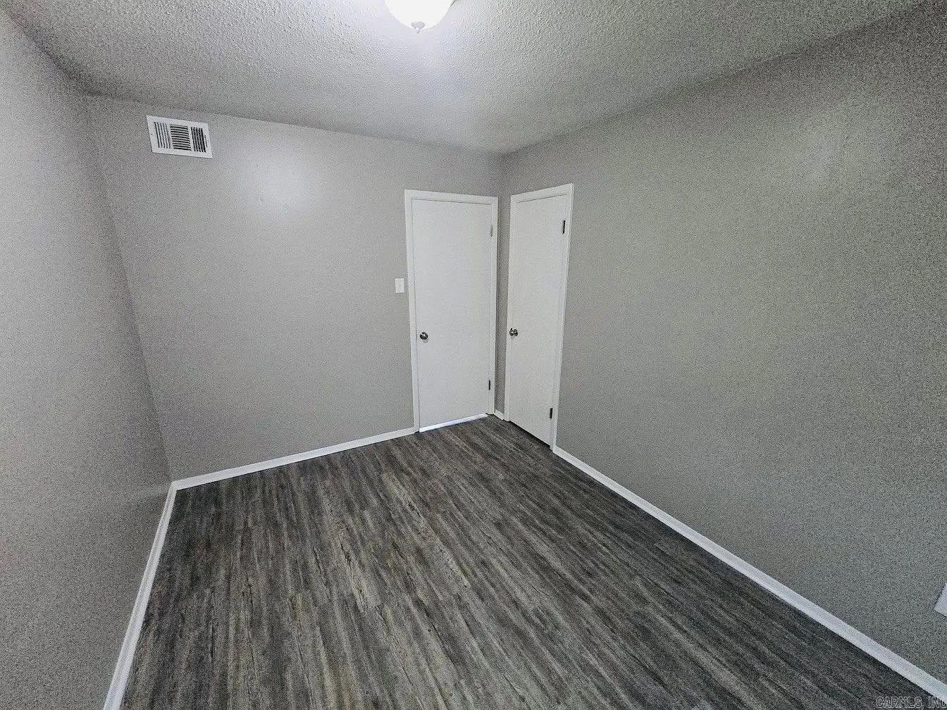 Hickman & Mcconnell - Residential Lease