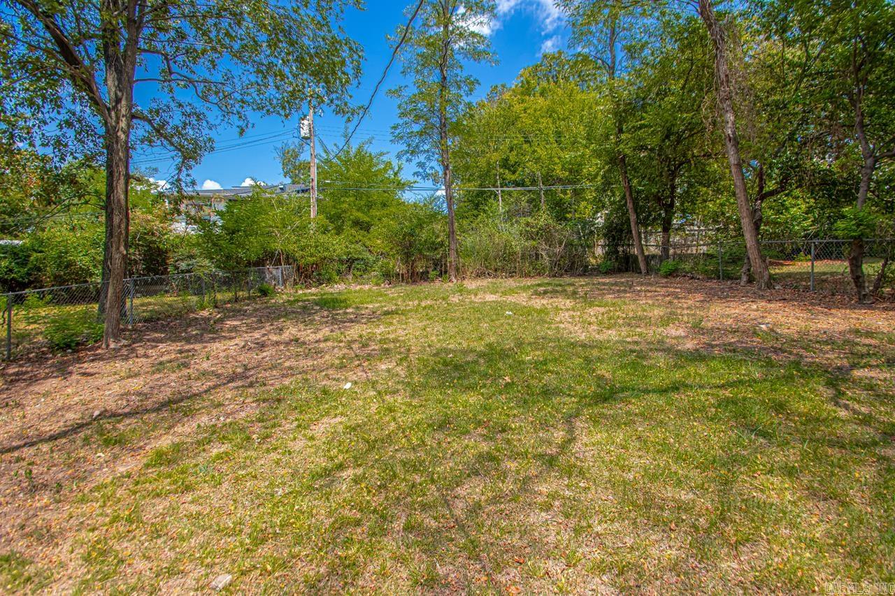 CAMMACK WOODS - Residential