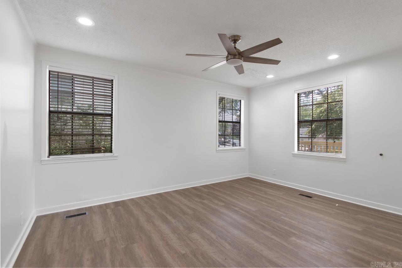 CAMMACK WOODS - Residential