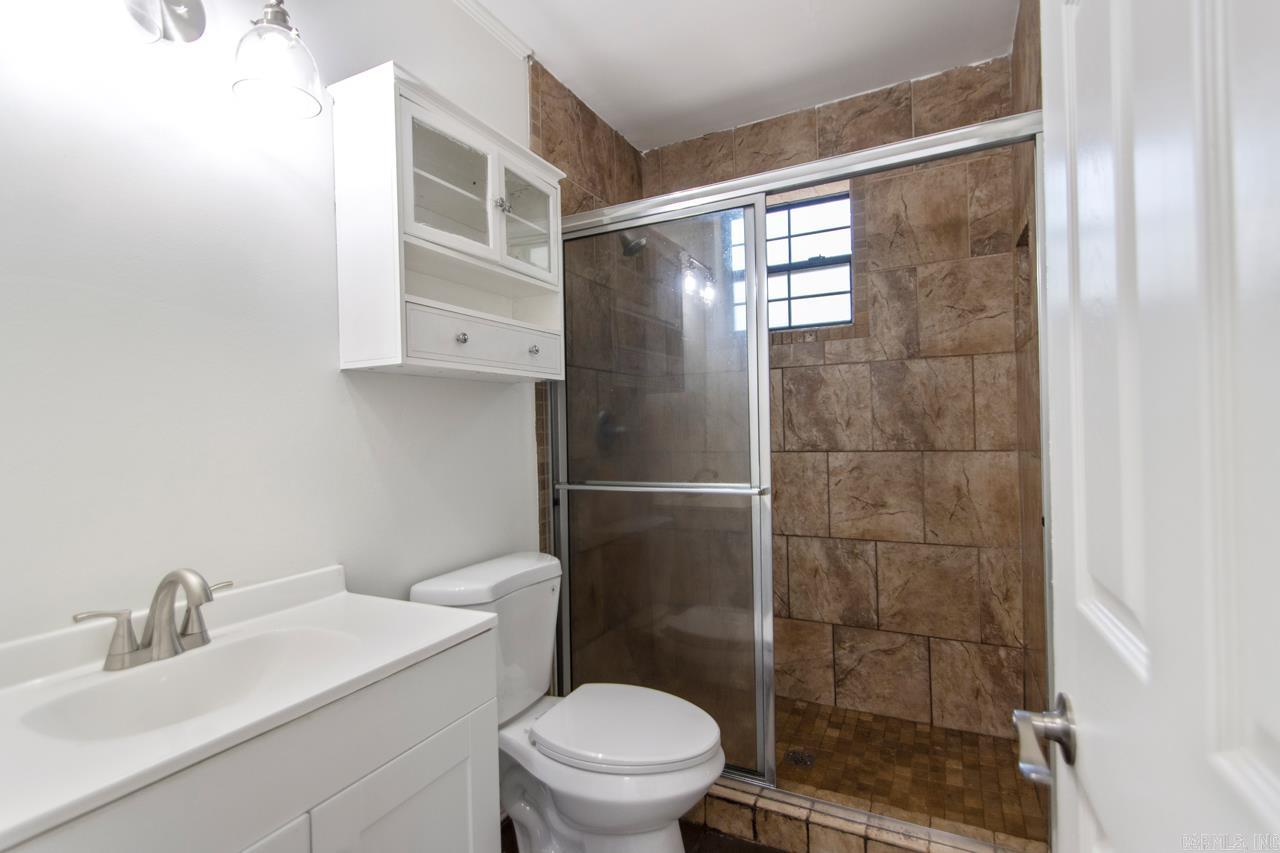 CAMMACK WOODS - Residential