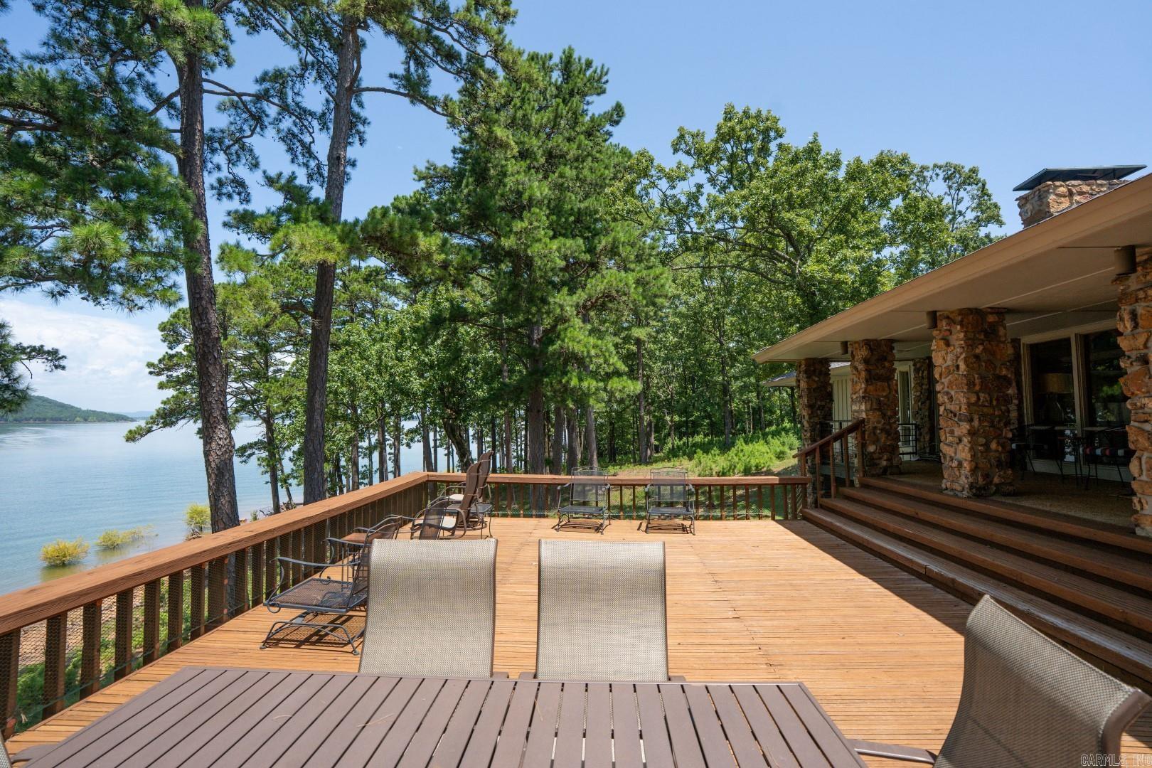 Eden Isle-Country Club - Residential