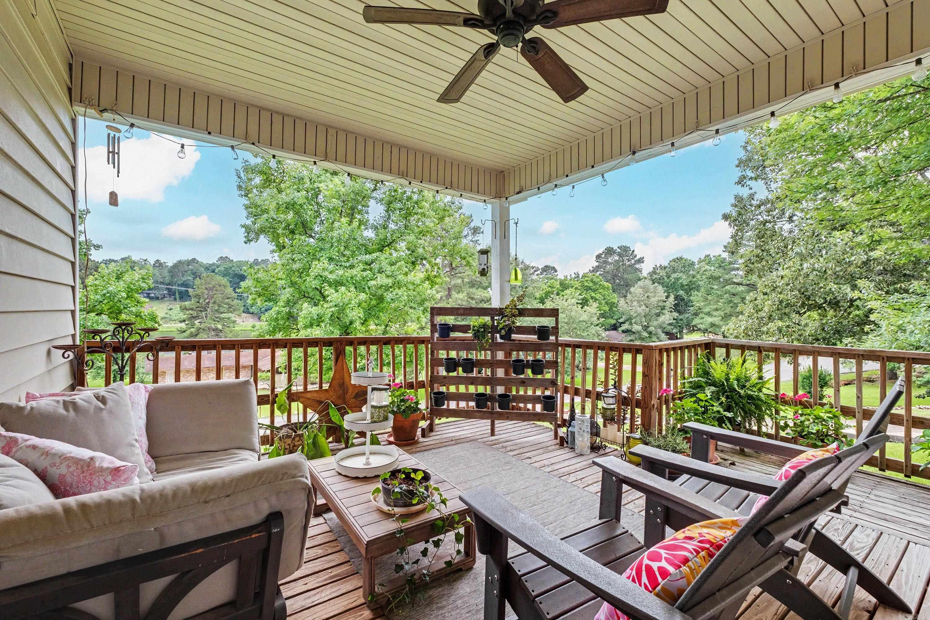 SPRING VALLEY MANOR - Residential