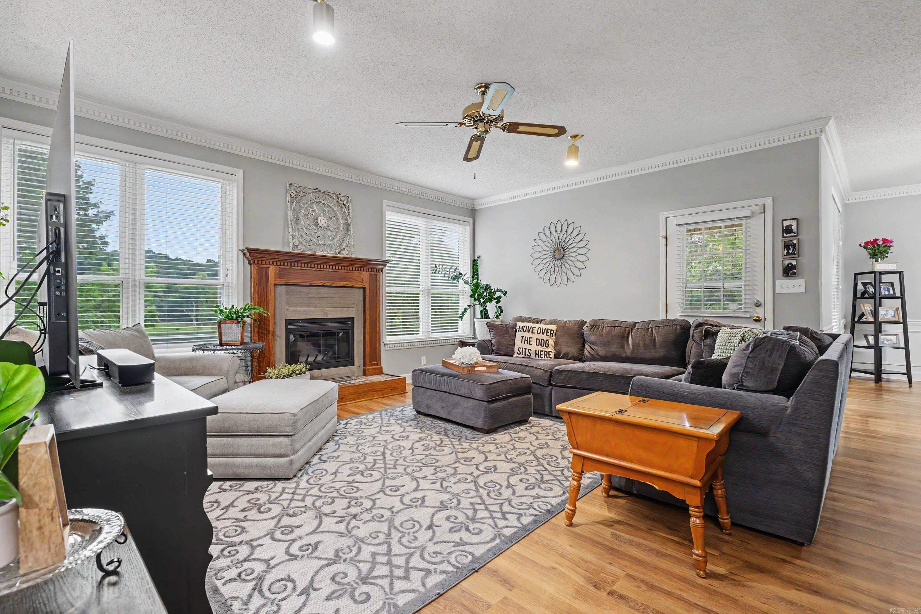 SPRING VALLEY MANOR - Residential