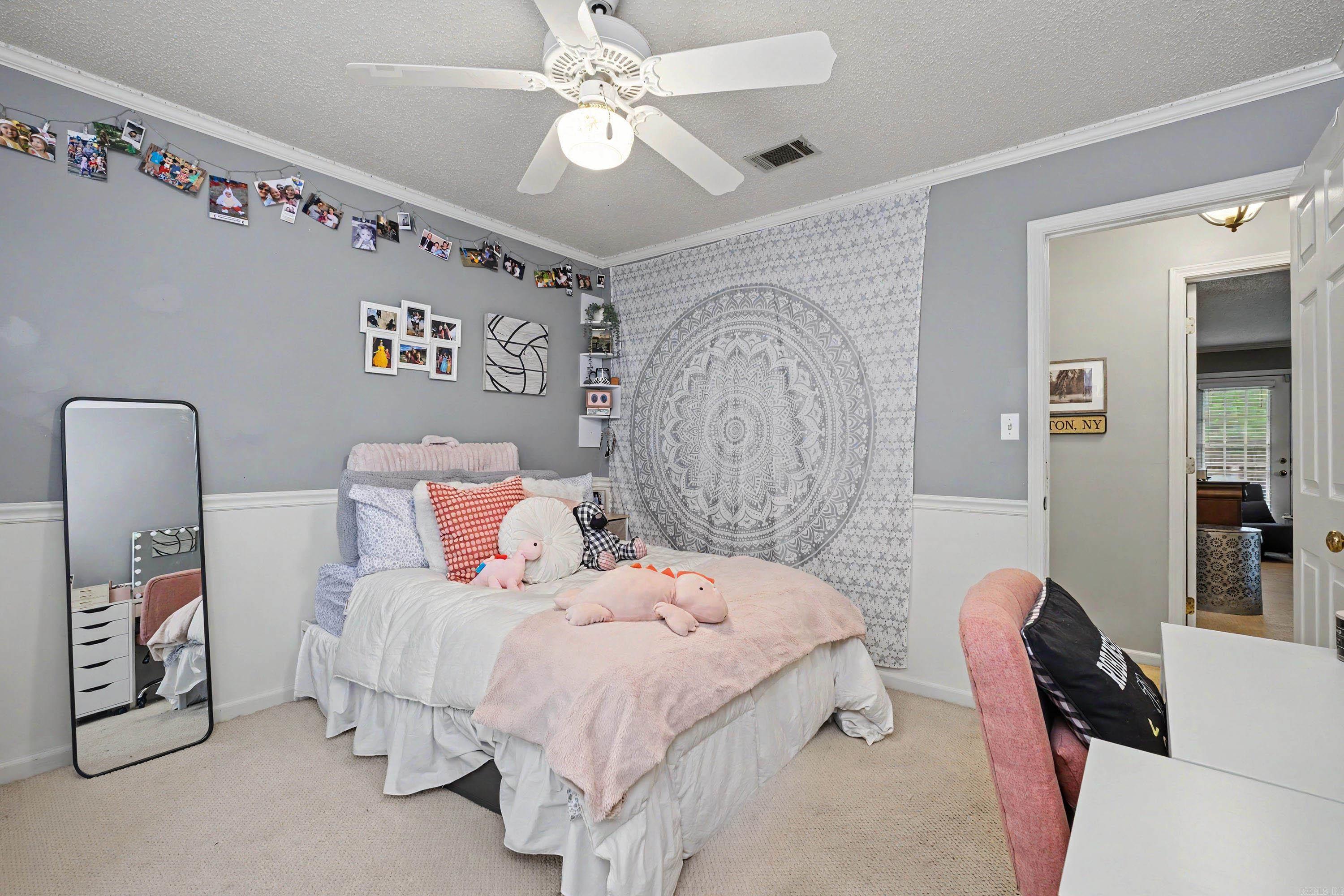 SPRING VALLEY MANOR - Residential