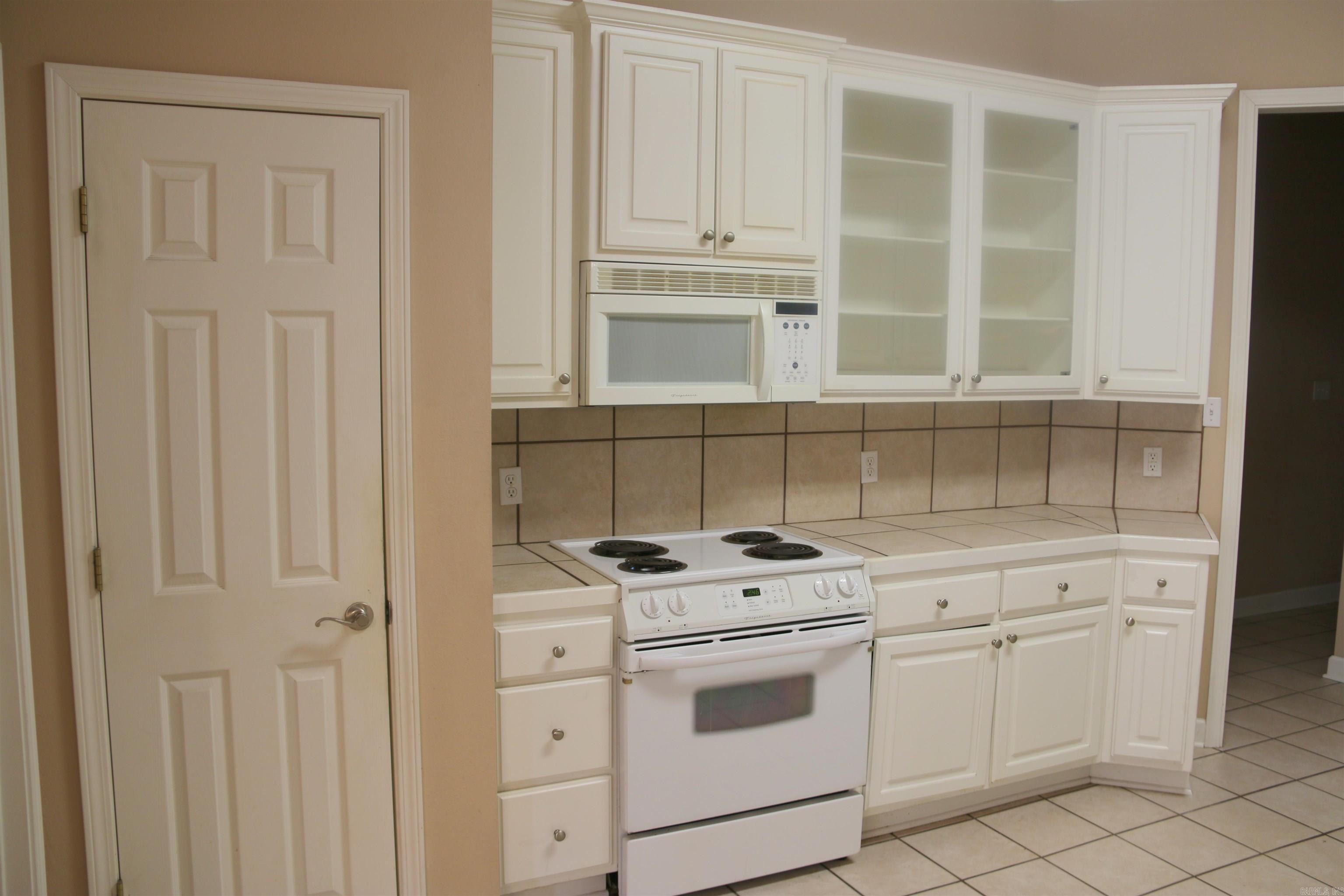 KENWOOD ESTATES - Residential