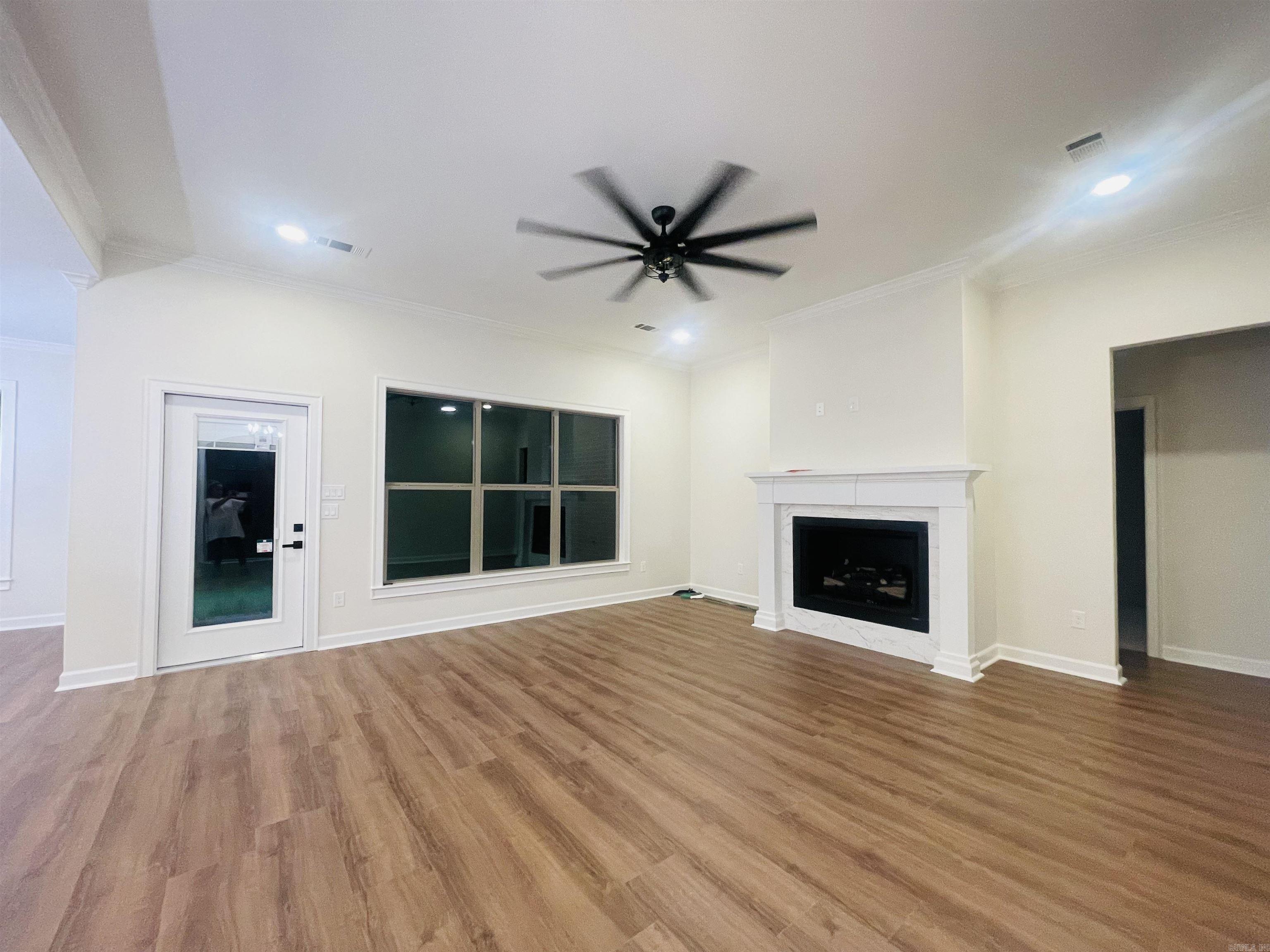 THE GROVE - Residential