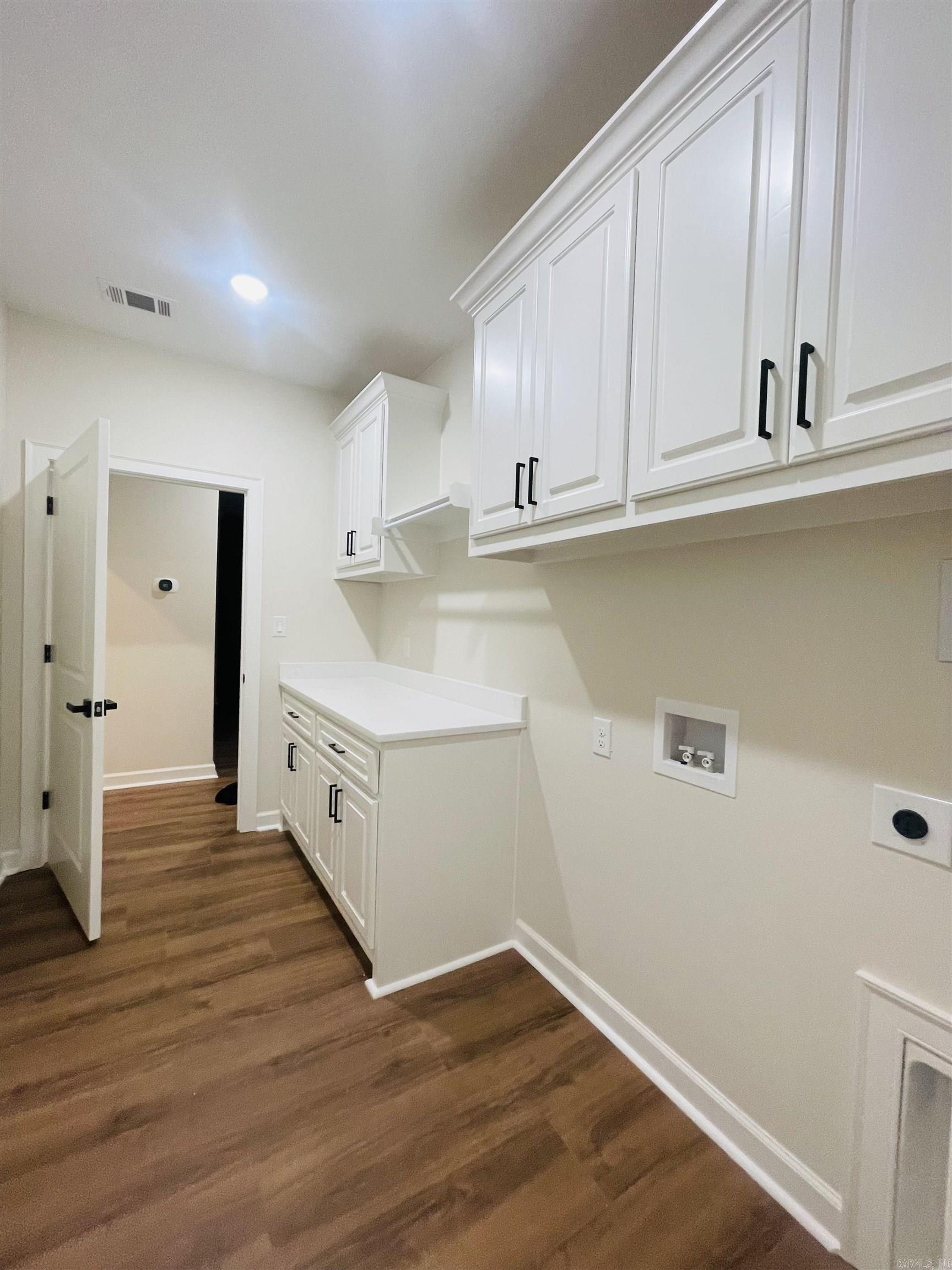 THE GROVE - Residential
