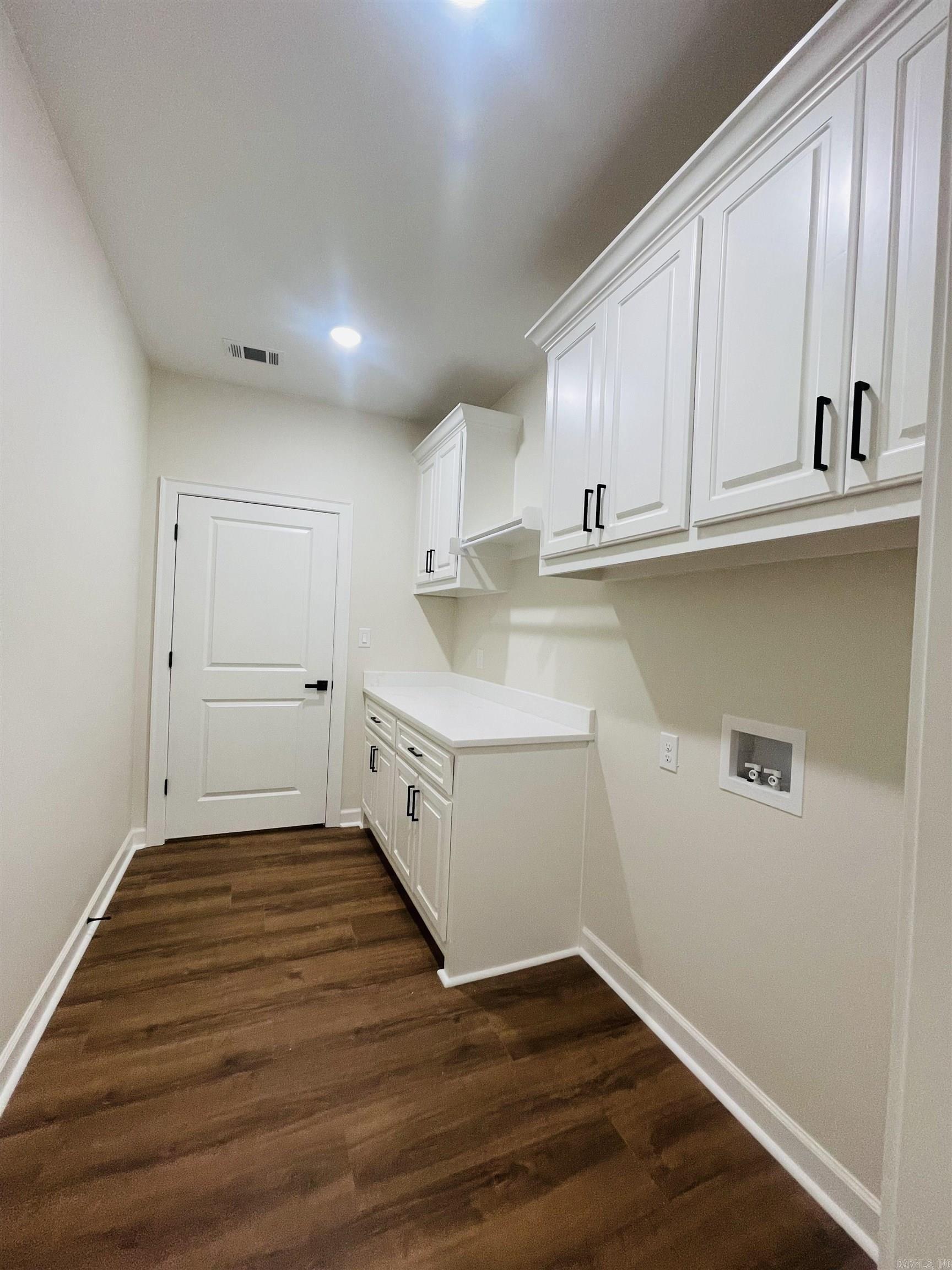 THE GROVE - Residential