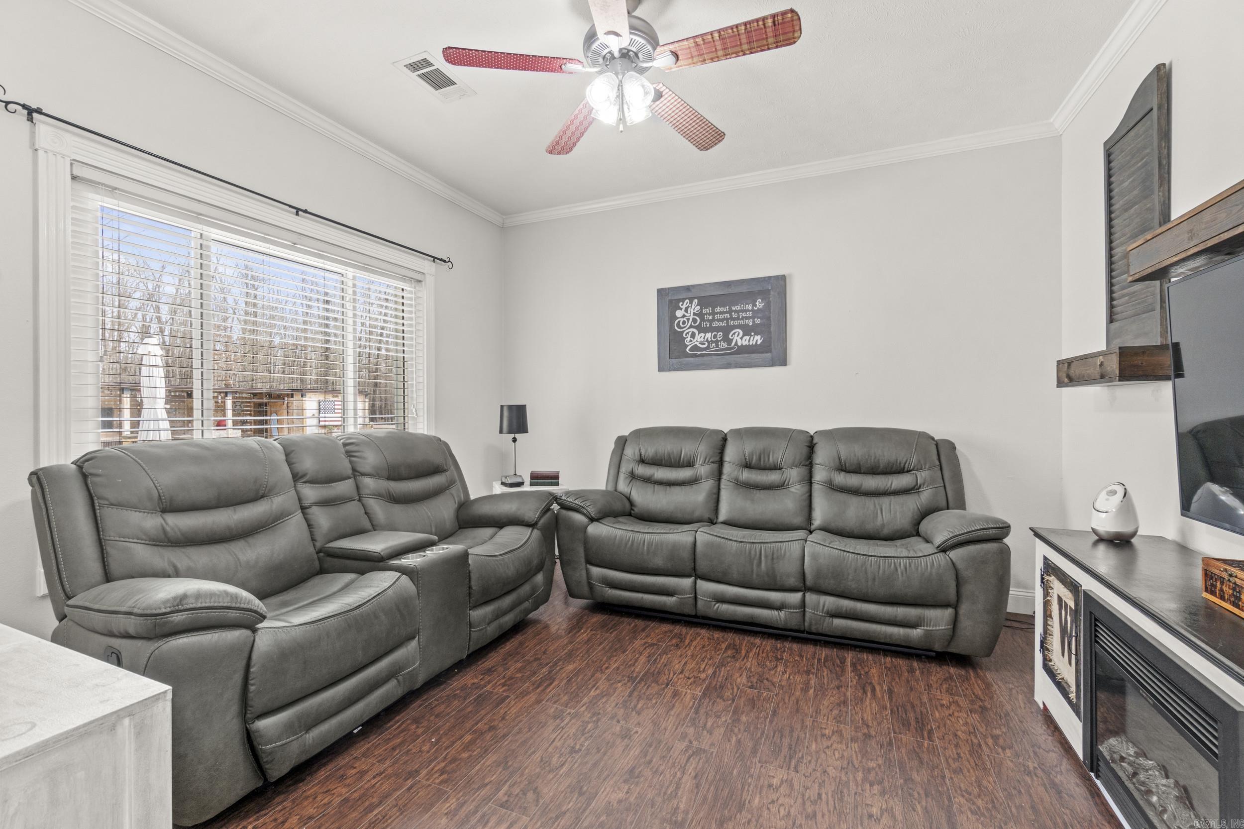EDEN PARK ESTATES - Residential