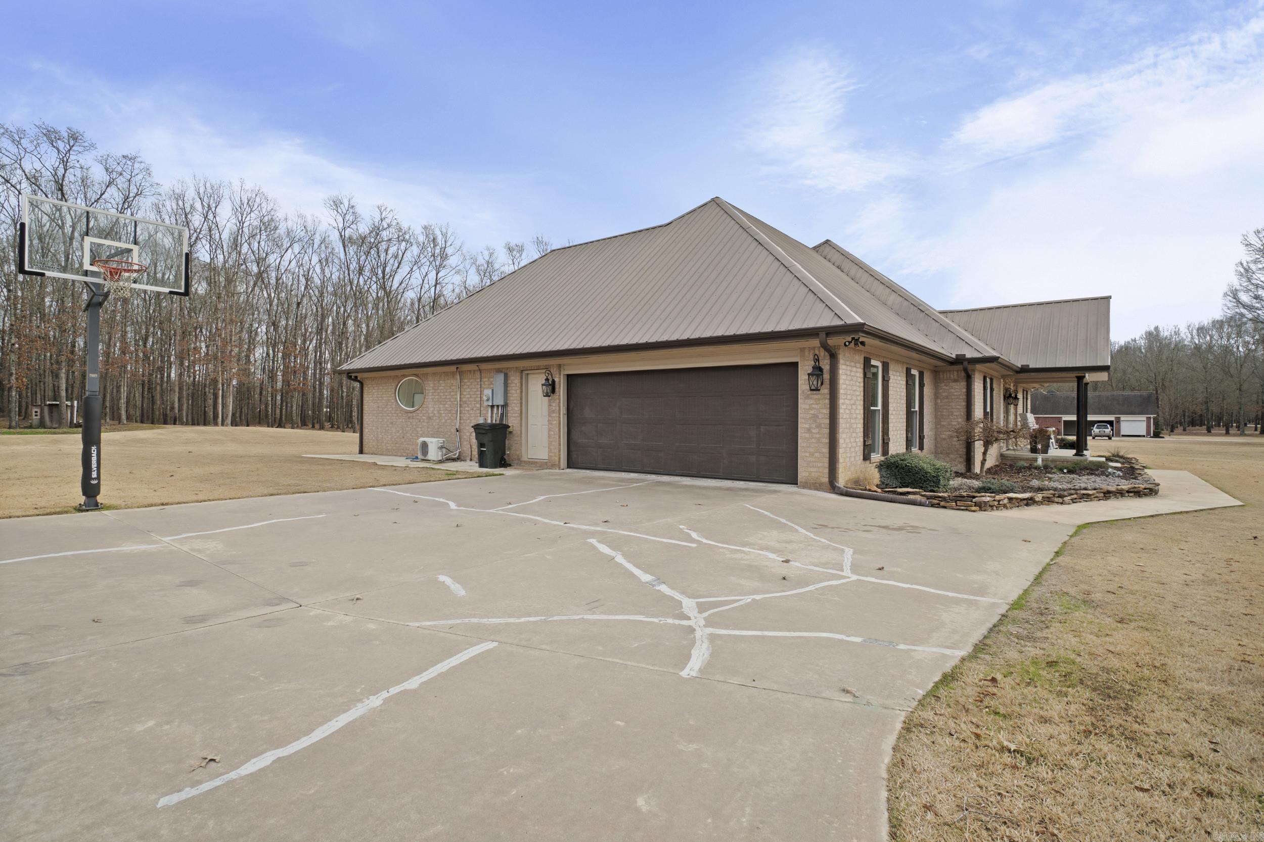 EDEN PARK ESTATES - Residential