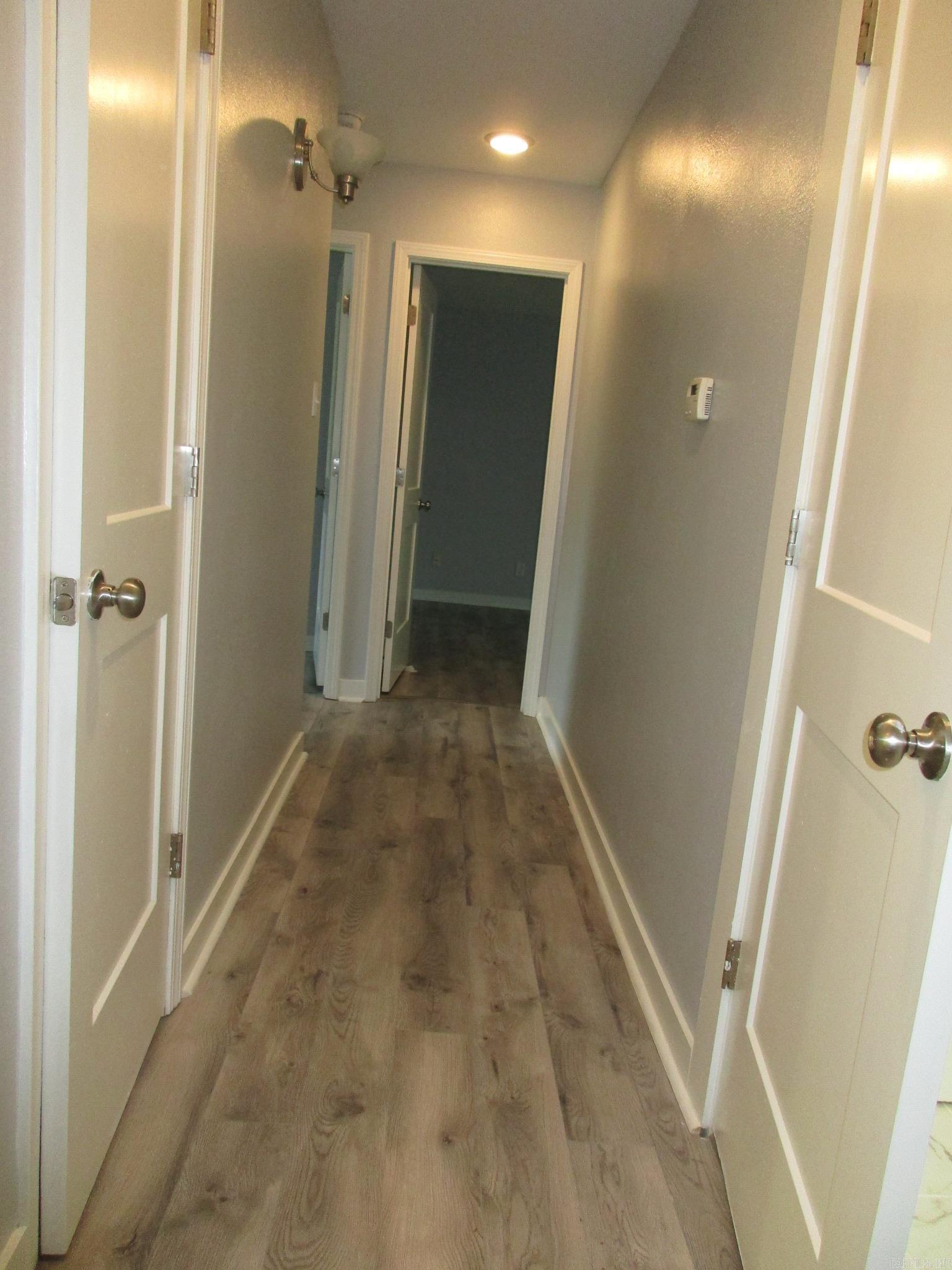 TWIN LAKES - Residential
