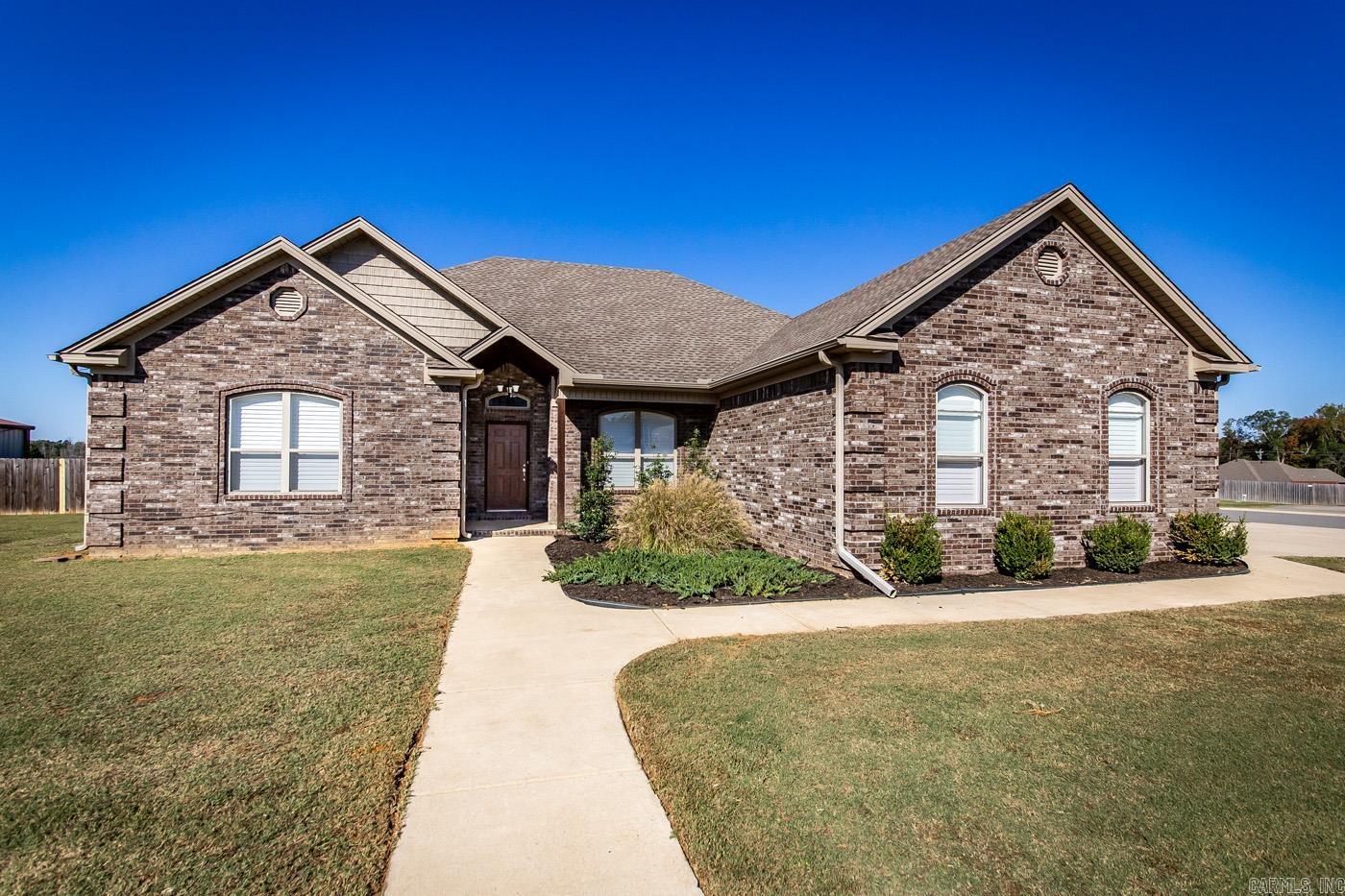 MOUNT TABOR ESTATES - Residential