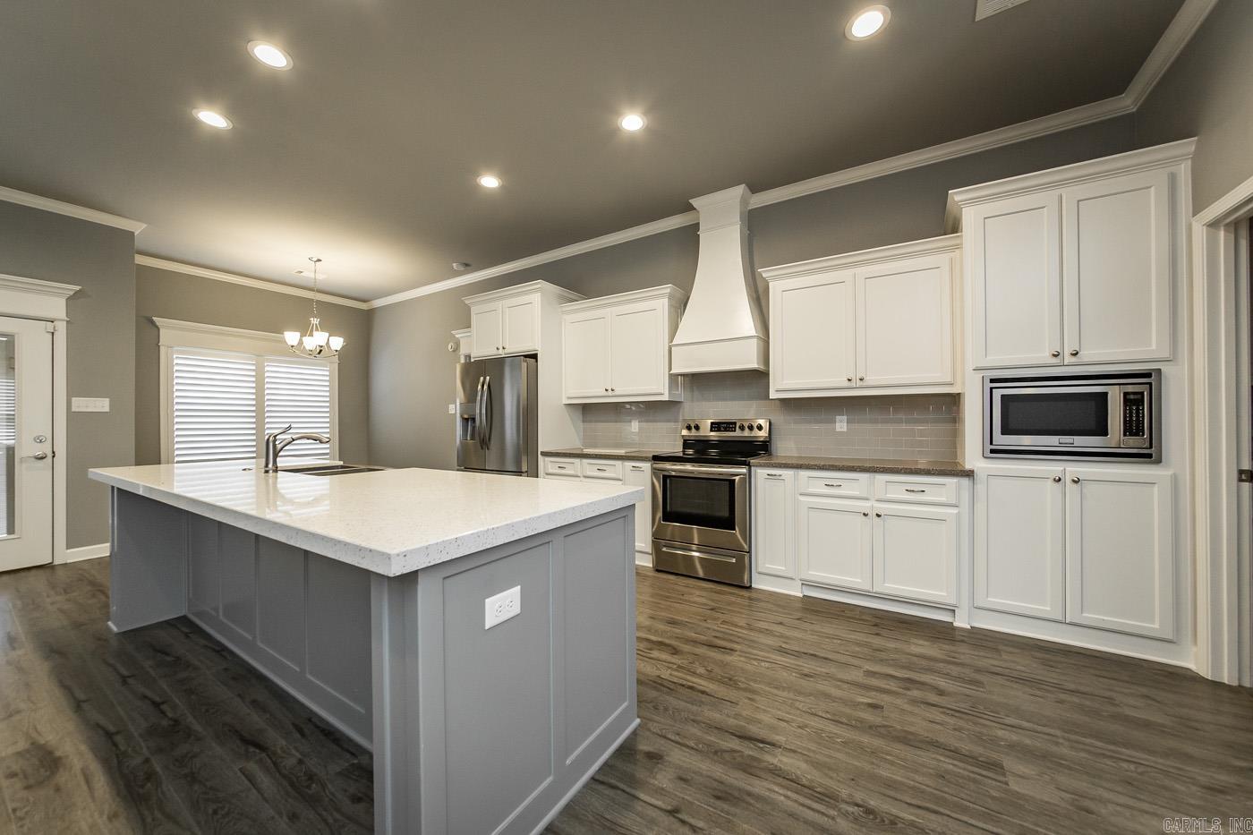 MOUNT TABOR ESTATES - Residential