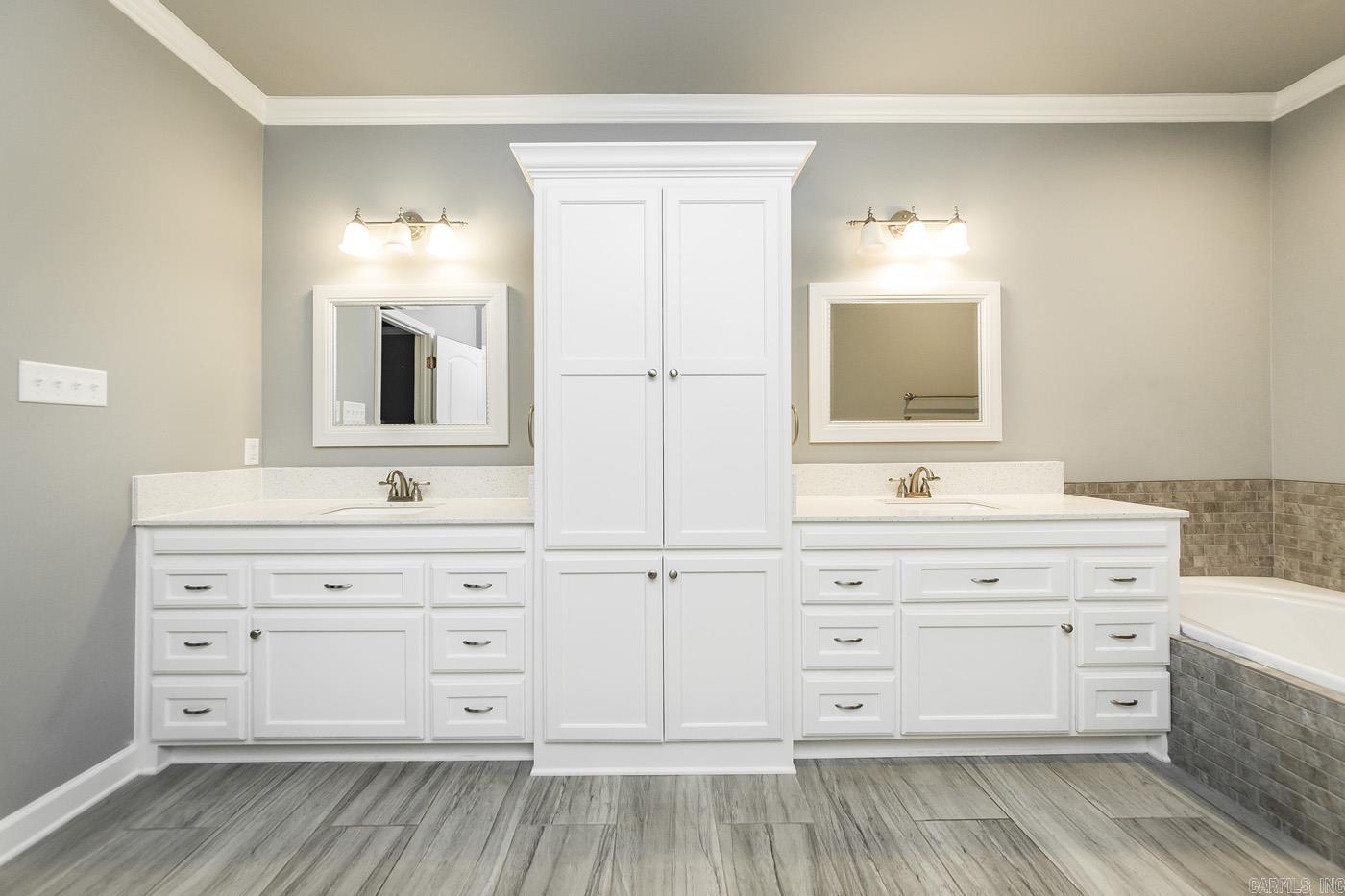 MOUNT TABOR ESTATES - Residential