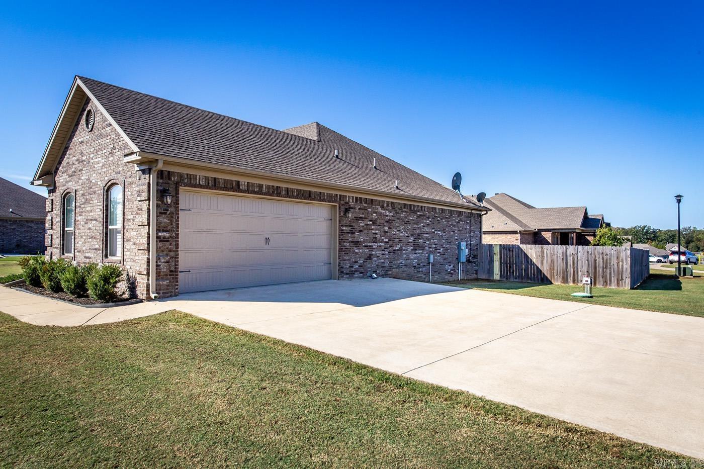 MOUNT TABOR ESTATES - Residential