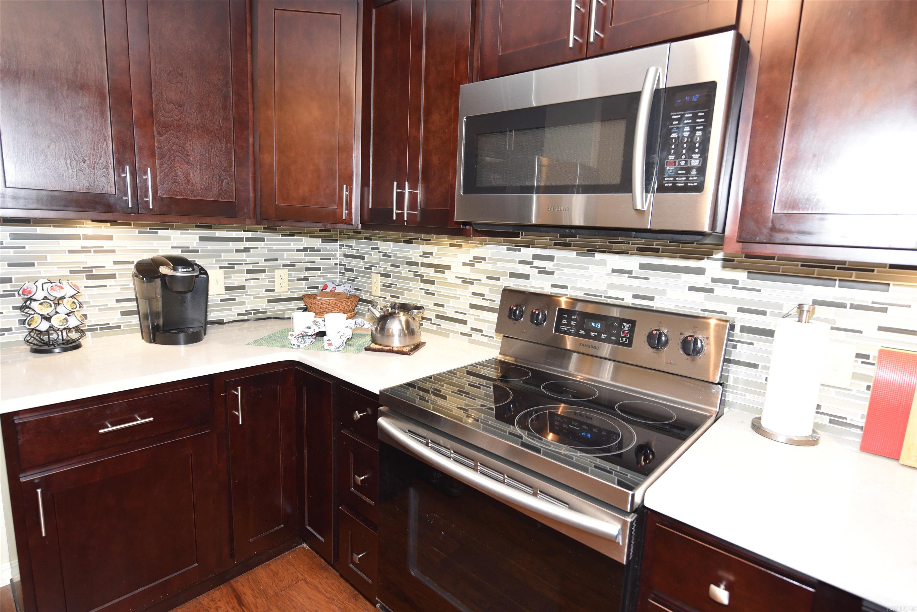 LAKEWOOD HILLS CONDO - Residential