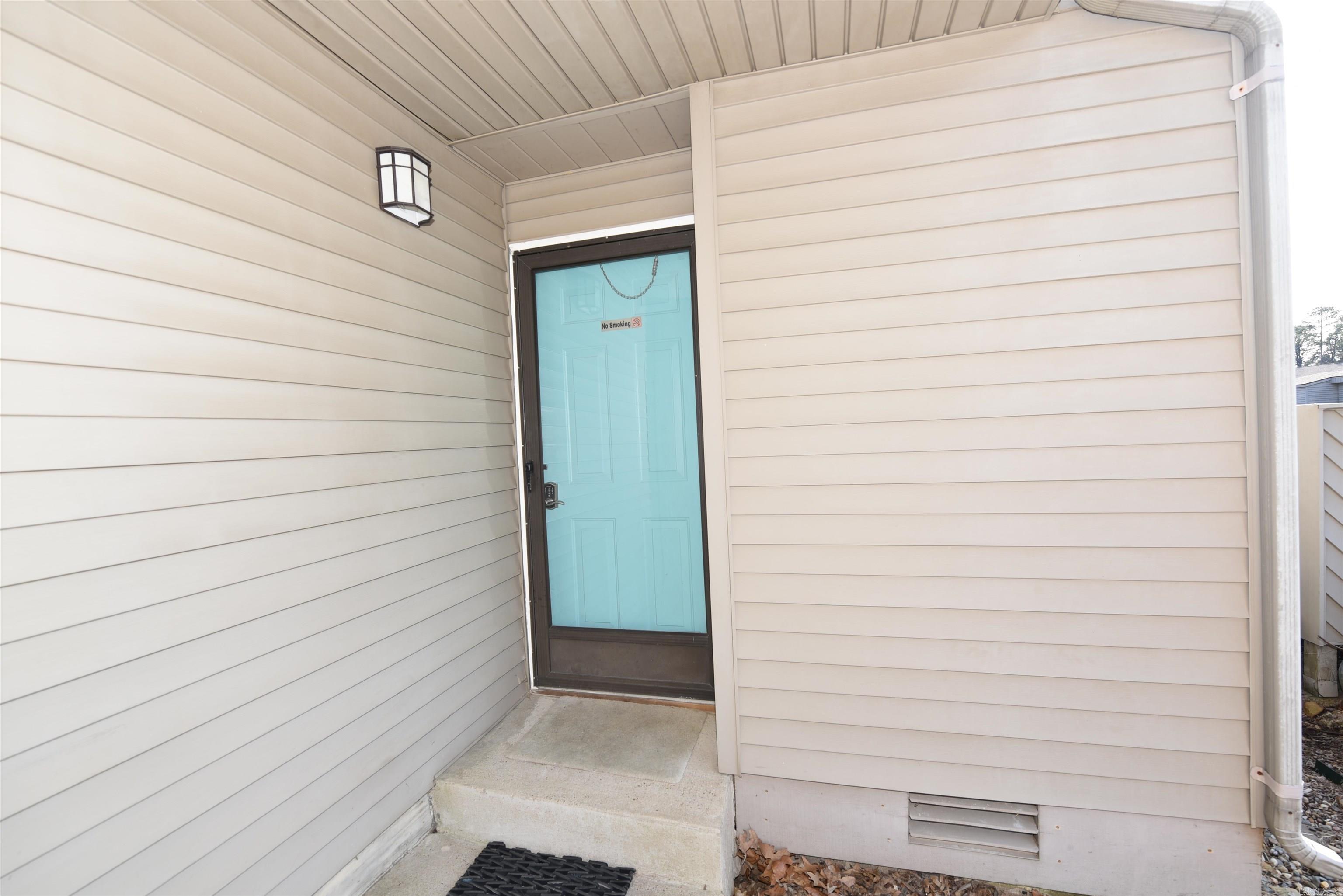 LAKEWOOD HILLS CONDO - Residential