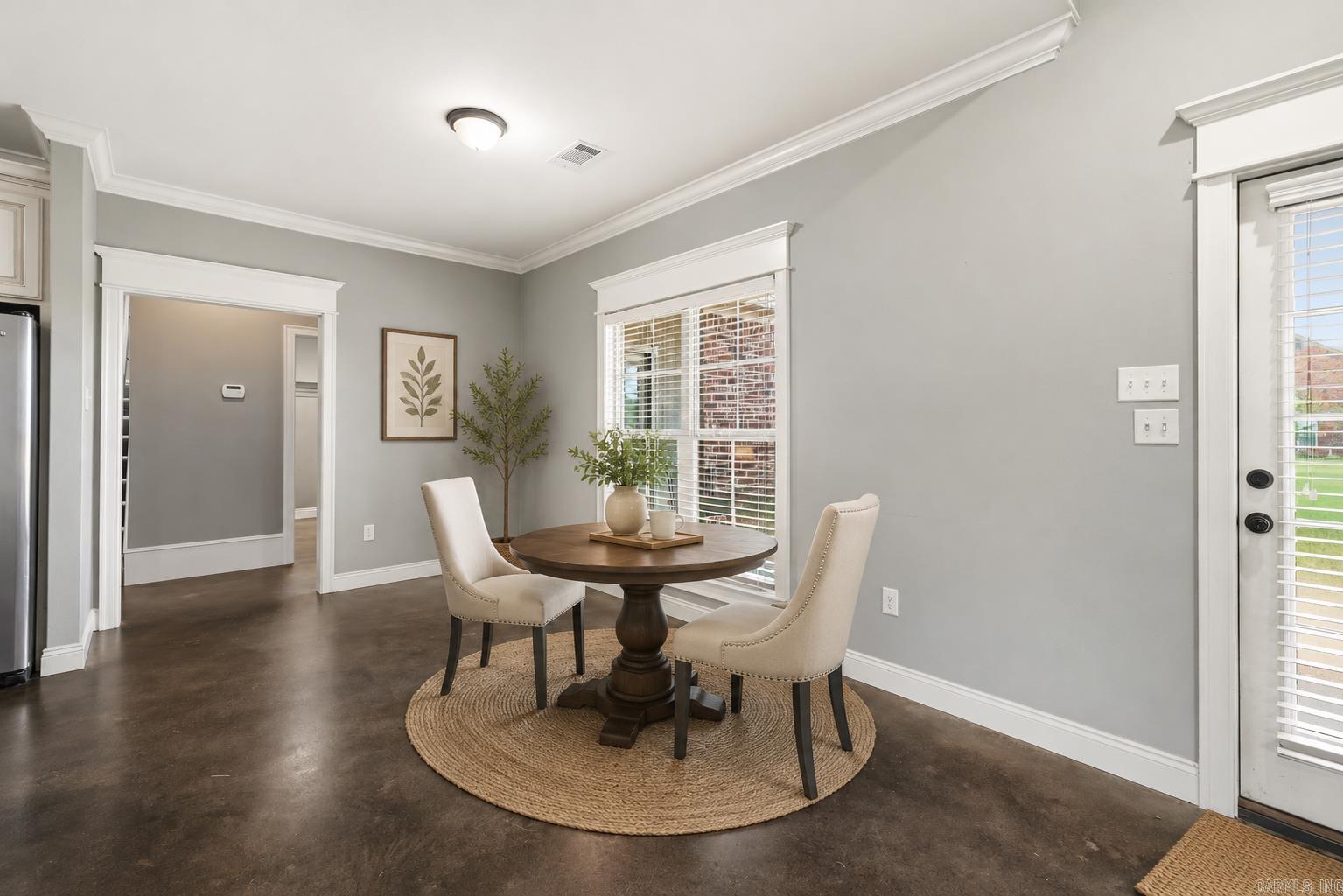 HUNTINGTON ESTATES - Residential