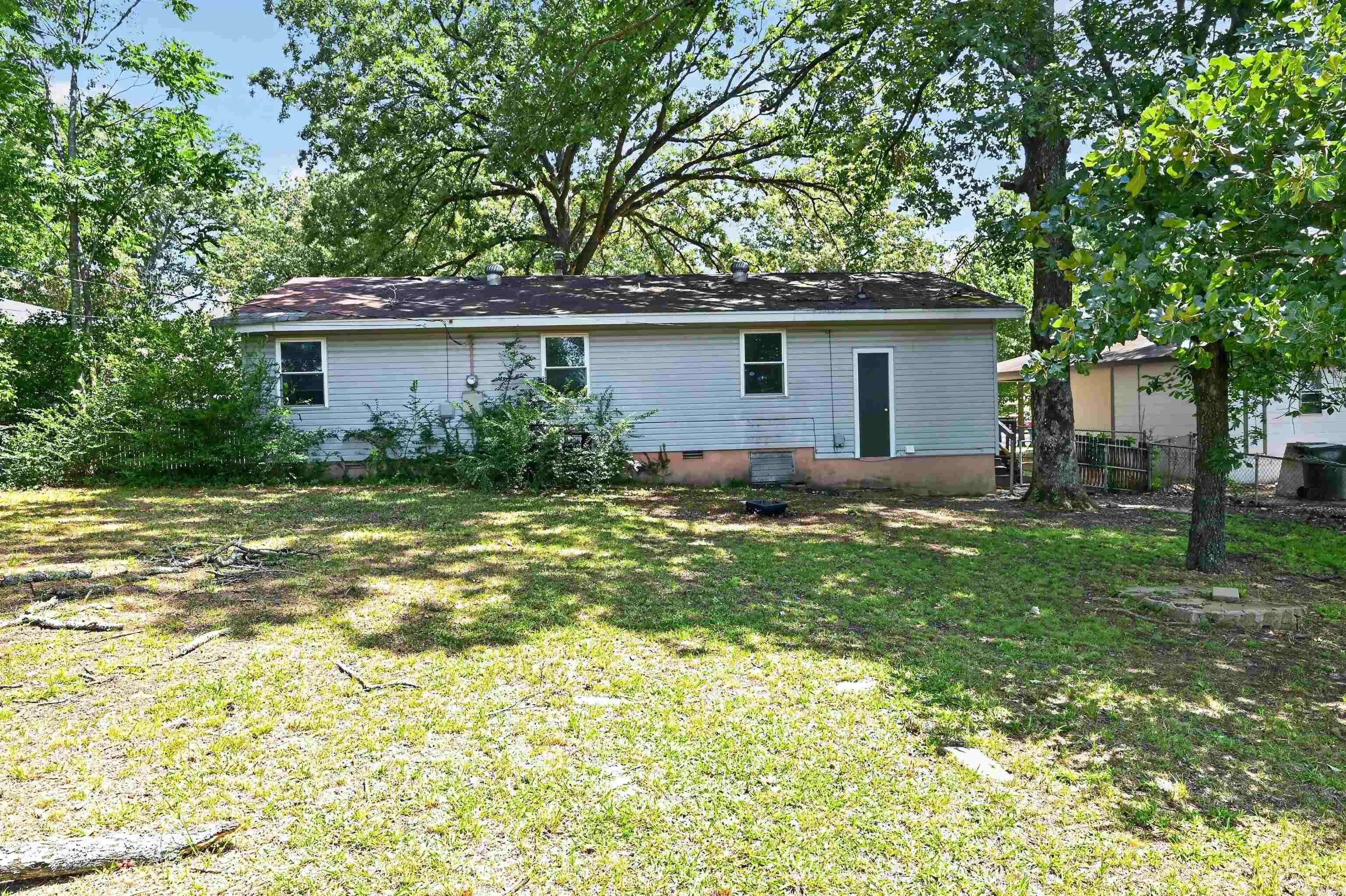 WAKEFIELD VILLAGE - Residential