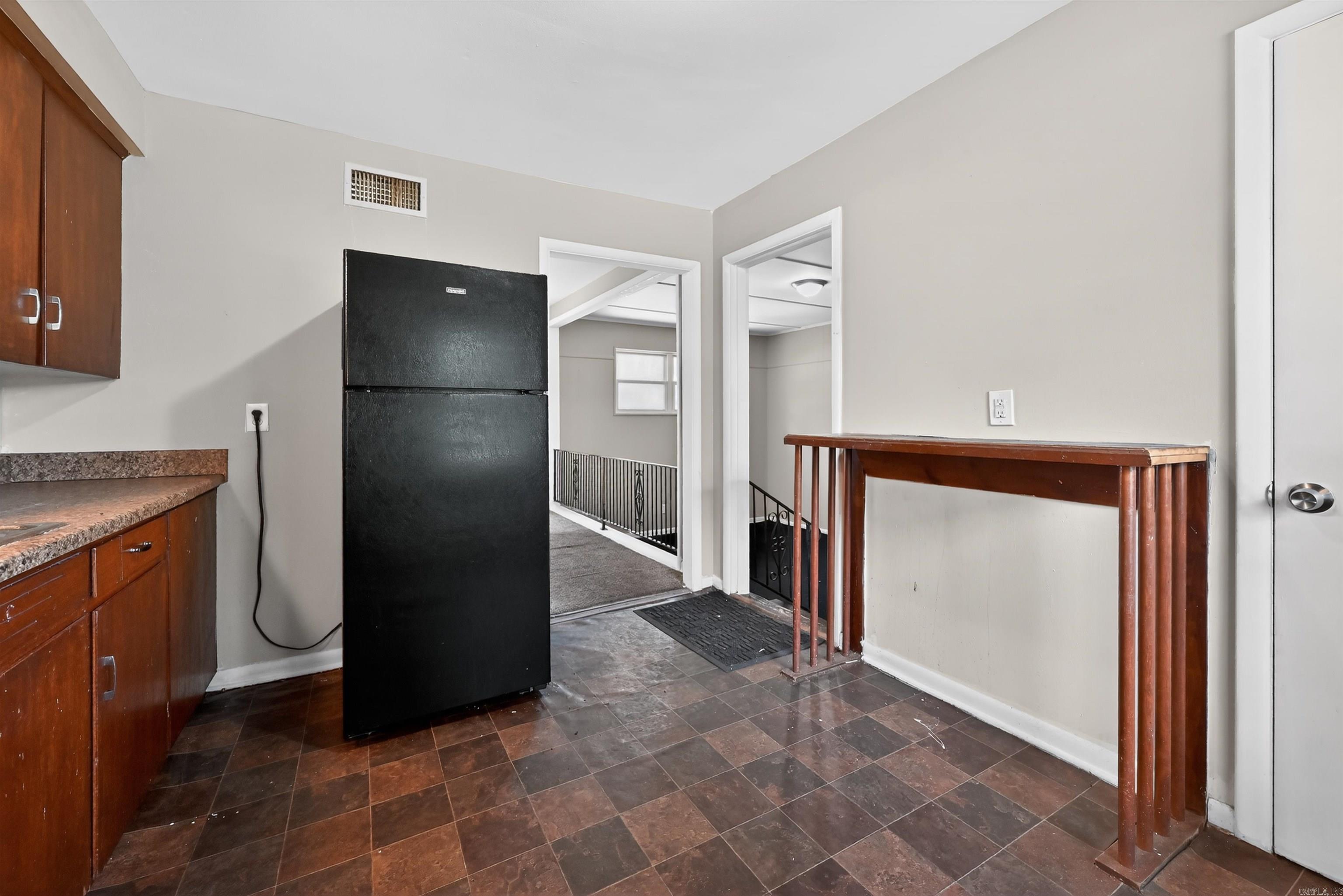 WAKEFIELD VILLAGE - Residential