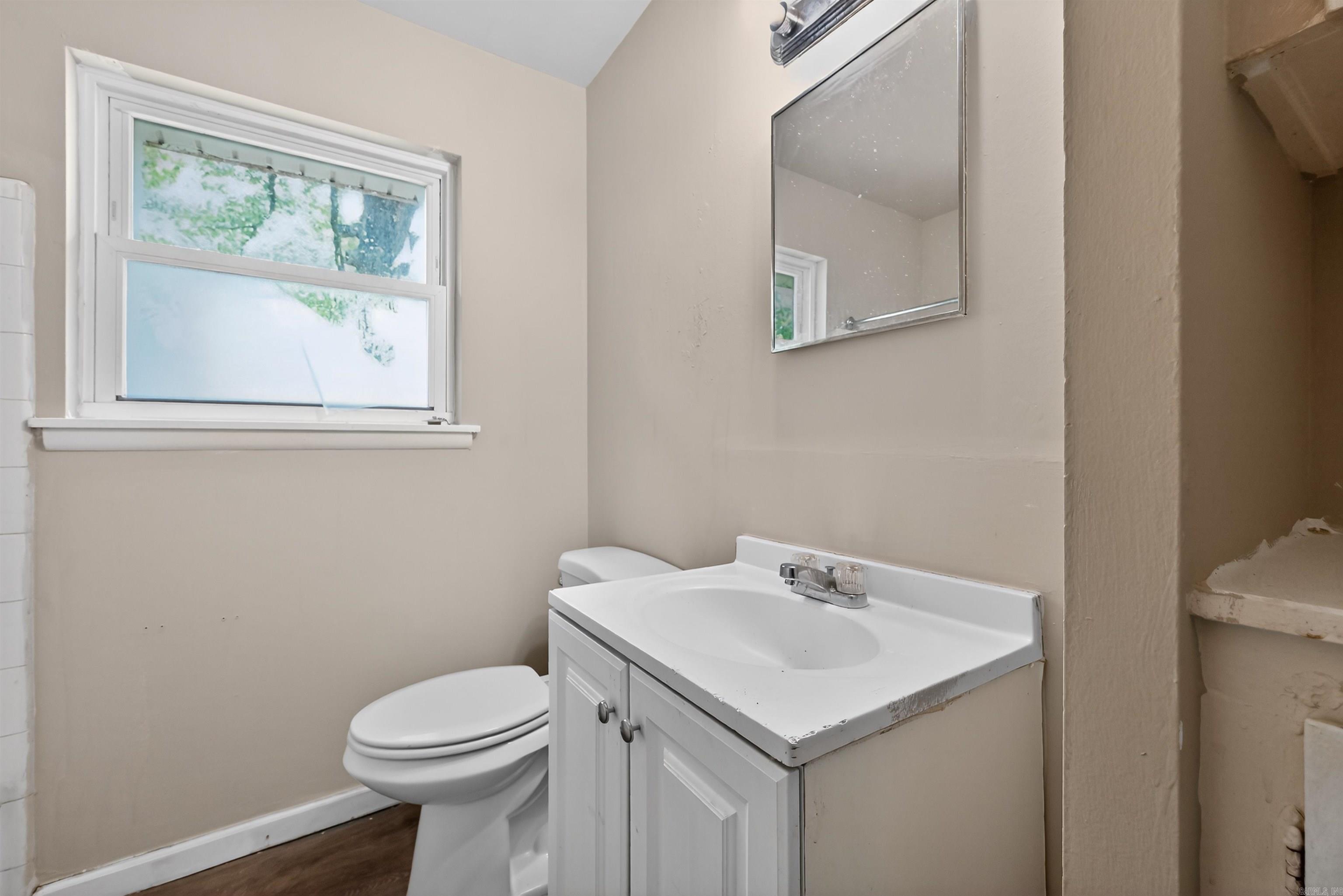 WAKEFIELD VILLAGE - Residential